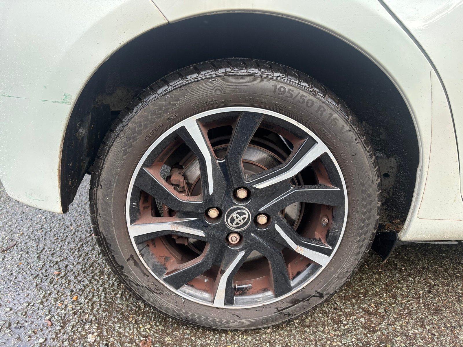 TOYOTA Yaris 3 Phase 2 1.3 VVTi 16V 99 cv COLLECTION