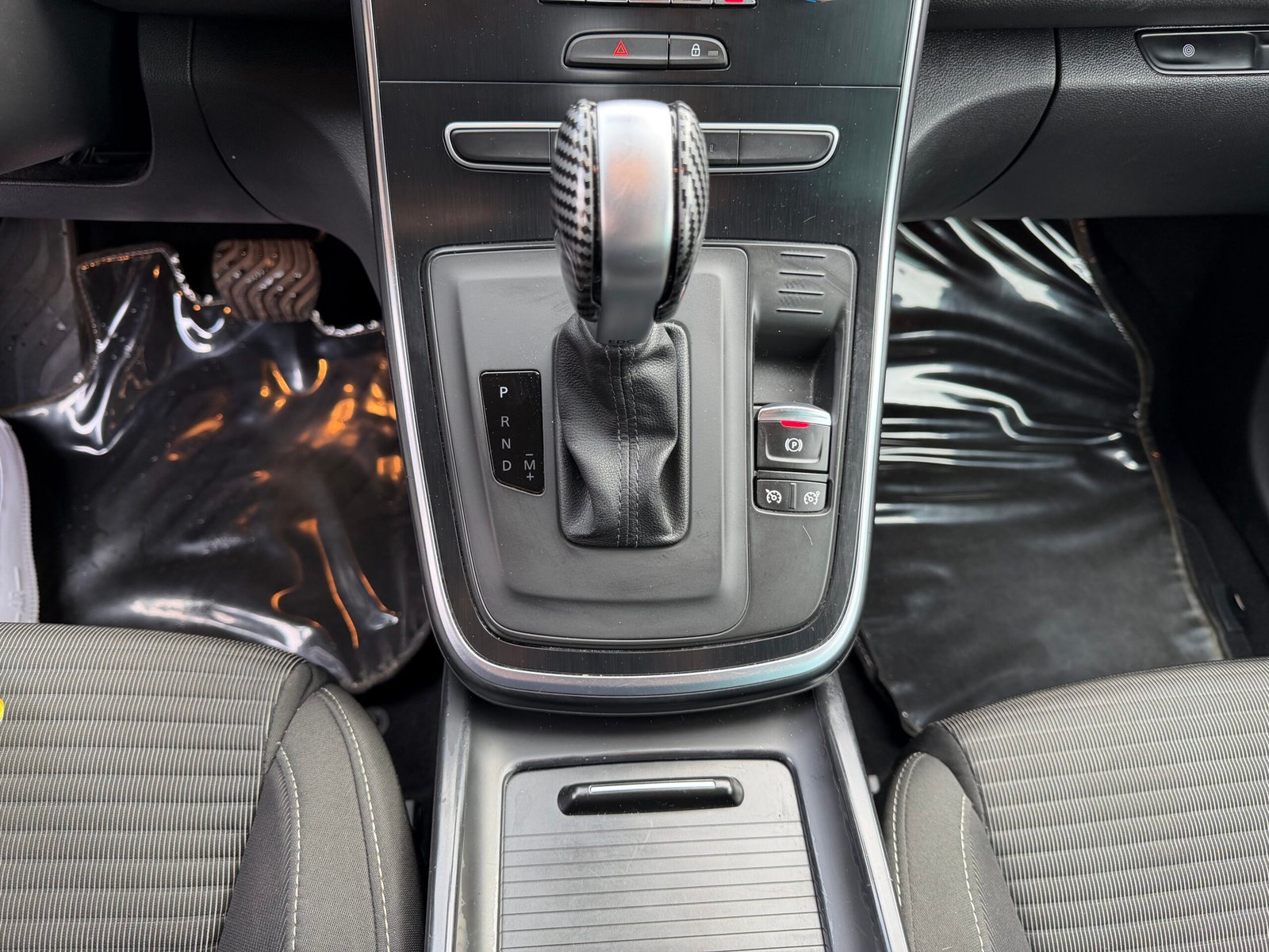 RENAULT Scénic IV 1.7 dCi 120 cv Boîte auto Business