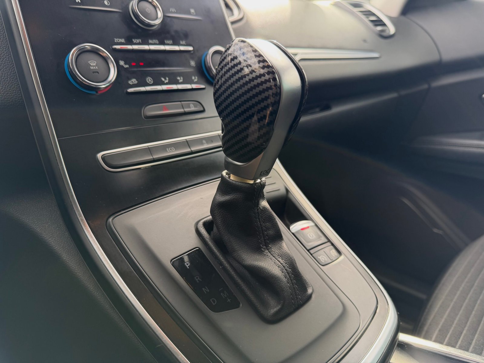 RENAULT Scénic IV 1.7 dCi 120 cv Boîte auto Business