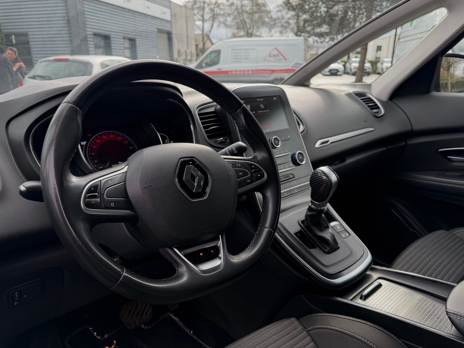 RENAULT Scénic IV 1.7 dCi 120 cv Boîte auto Business