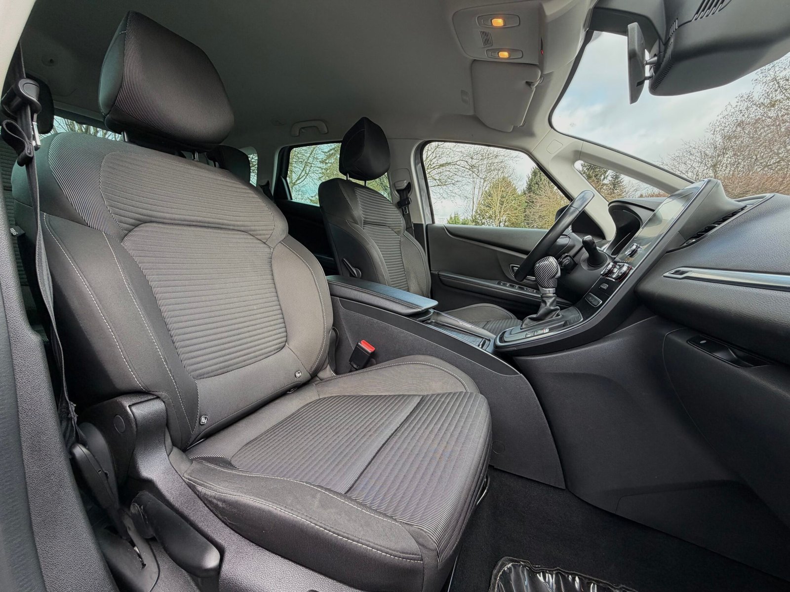 RENAULT Scénic IV 1.7 dCi 120 cv Boîte auto Business