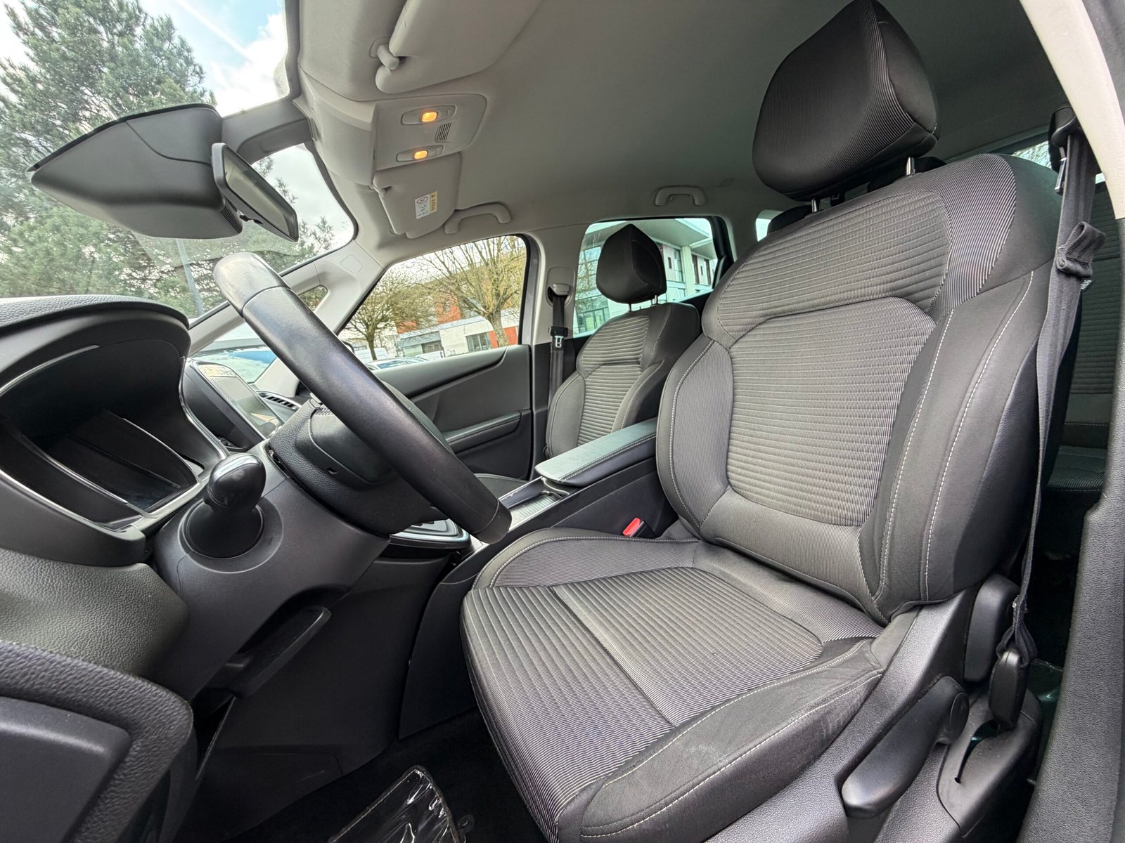 RENAULT Scénic IV 1.7 dCi 120 cv Boîte auto Business