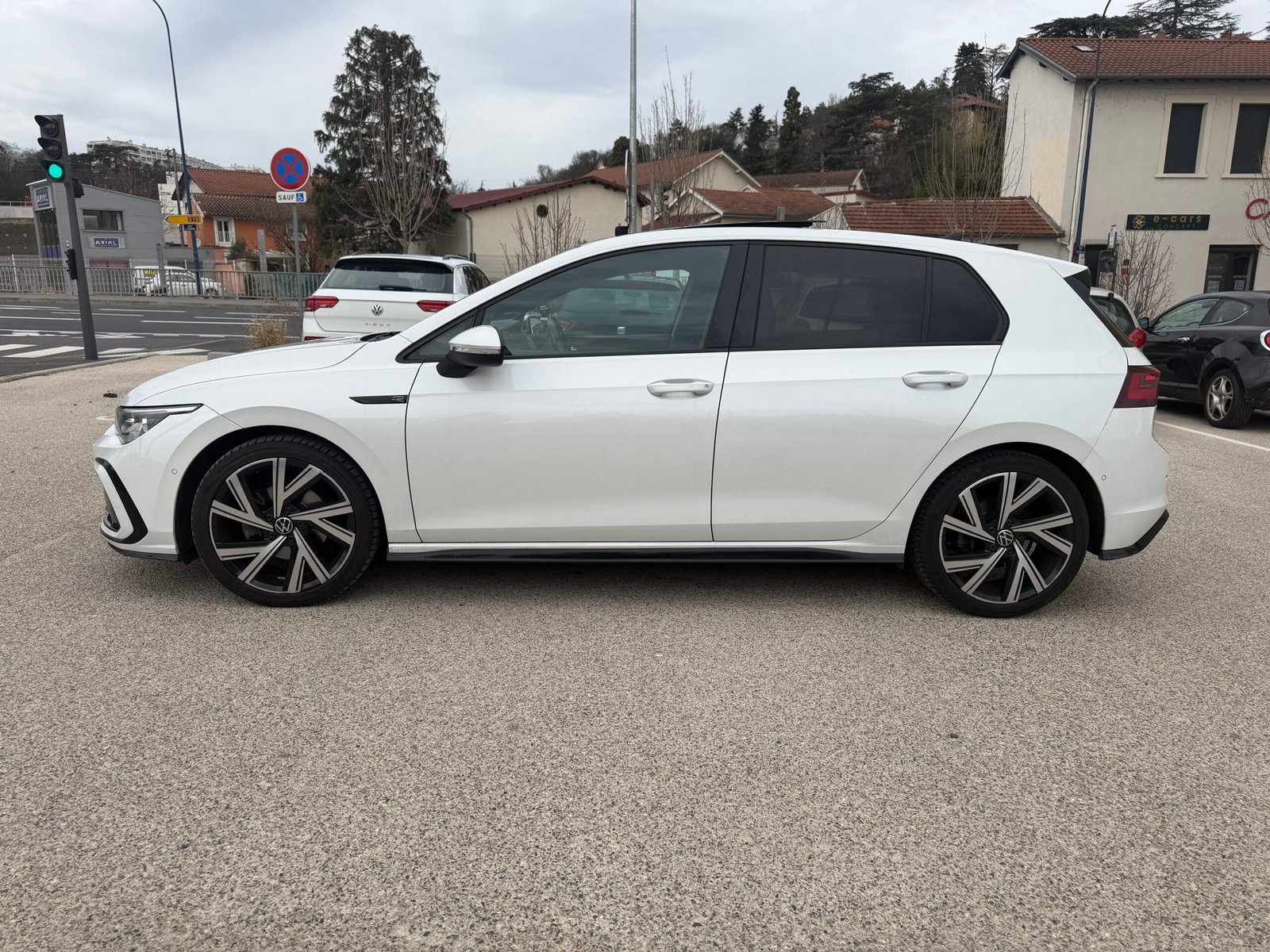 VOLKSWAGEN Golf VIII R Line 2.0 TDi 150ch DSG7