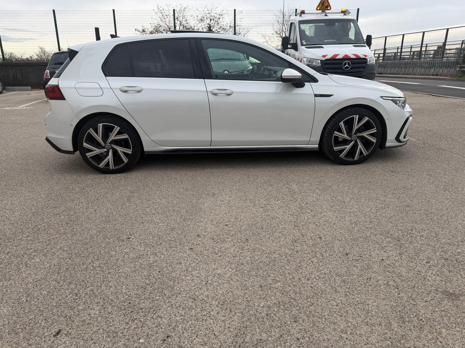 VOLKSWAGEN Golf VIII R Line 2.0 TDi 150ch DSG7