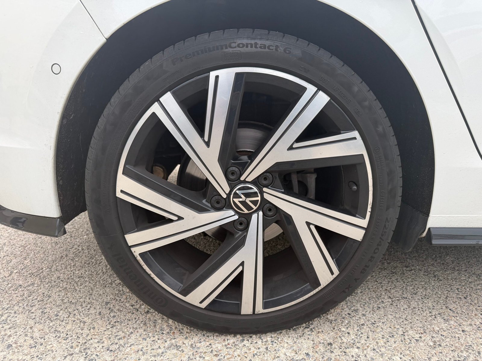 VOLKSWAGEN Golf VIII R Line 2.0 TDi 150ch DSG7