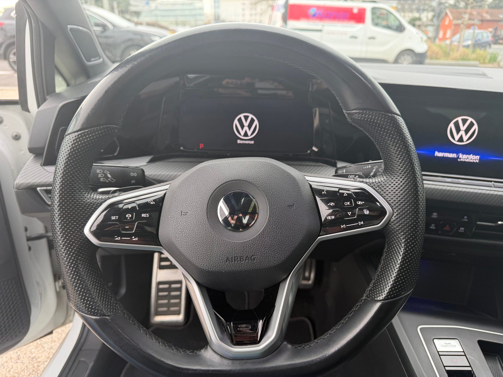VOLKSWAGEN Golf VIII R Line 2.0 TDi 150ch DSG7
