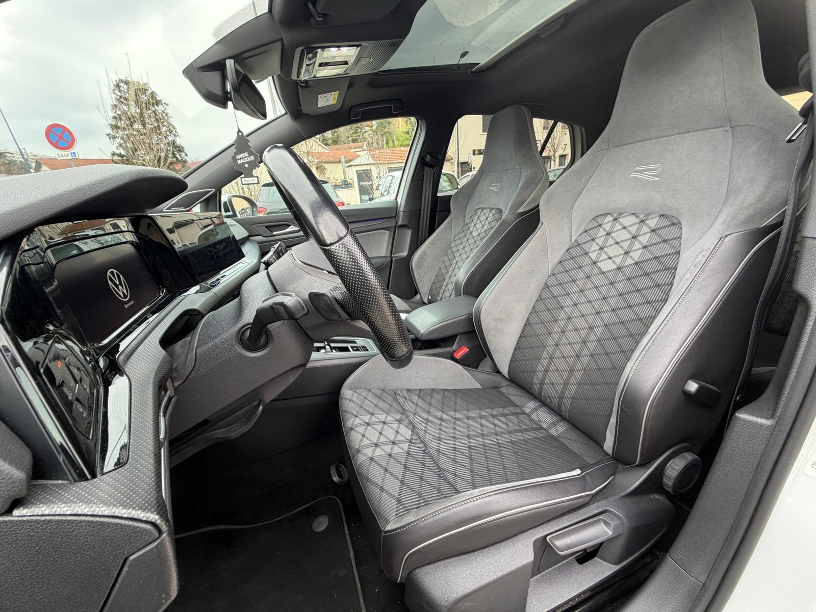 VOLKSWAGEN Golf VIII R Line 2.0 TDi 150ch DSG7