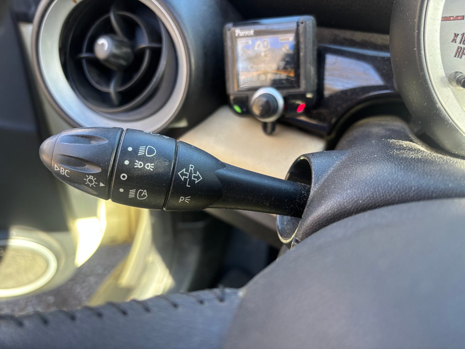 MINI MINI 2 (R56) Cooper 1.6 i 16V 120cv