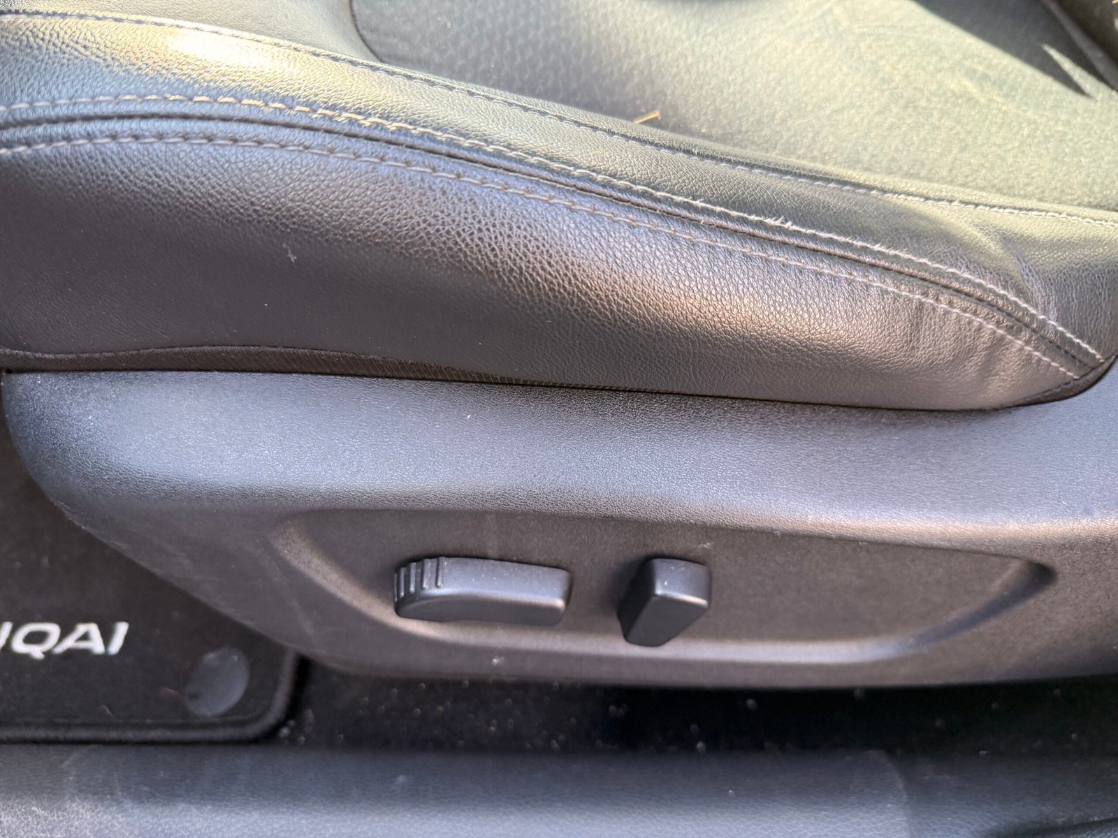 NISSAN Qashqai II 1.6 dCi 16V Xtronic 130 cv Boîte auto en finition « techna + »