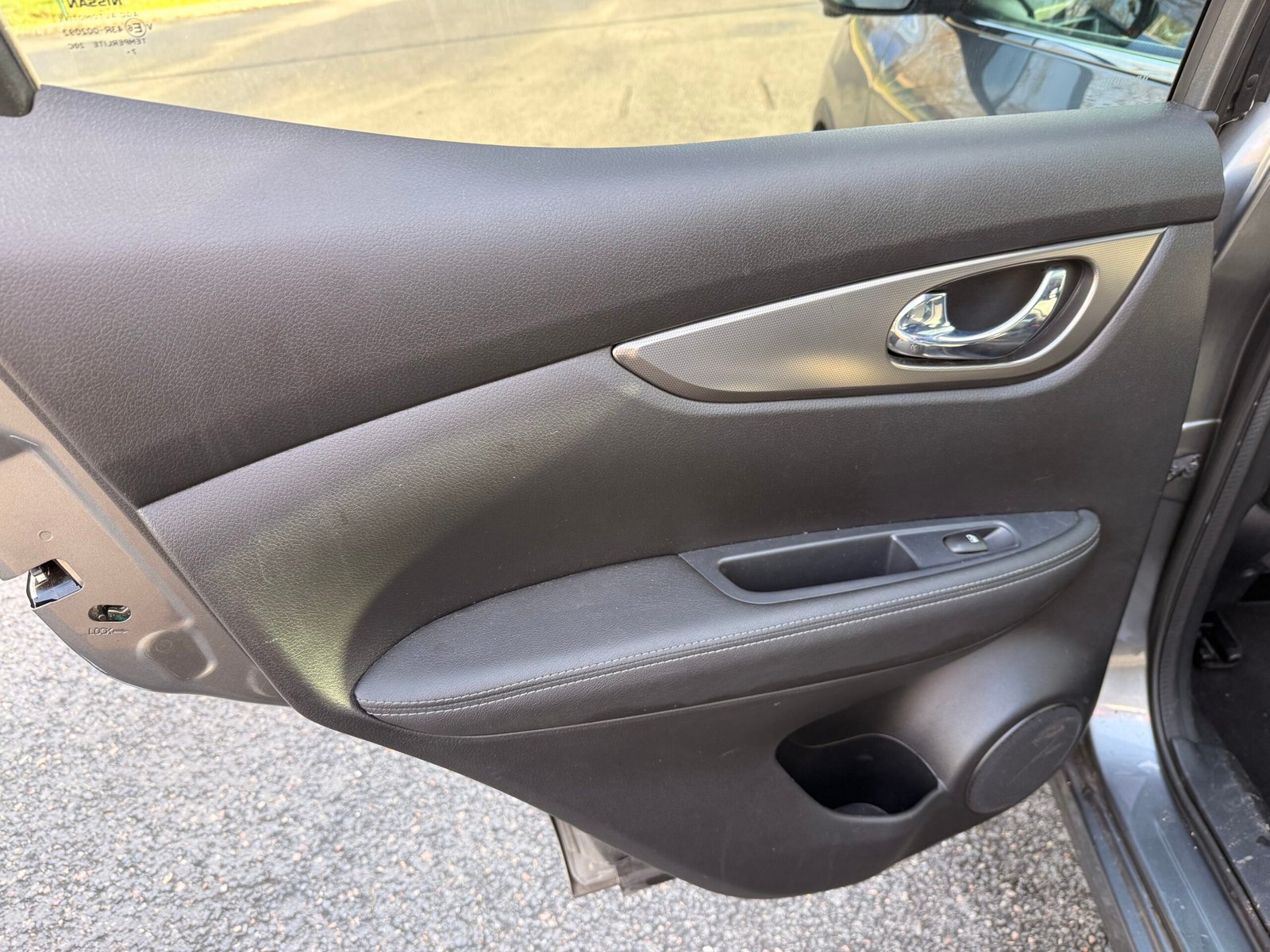 NISSAN Qashqai II 1.6 dCi 16V Xtronic 130 cv Boîte auto en finition « techna + »