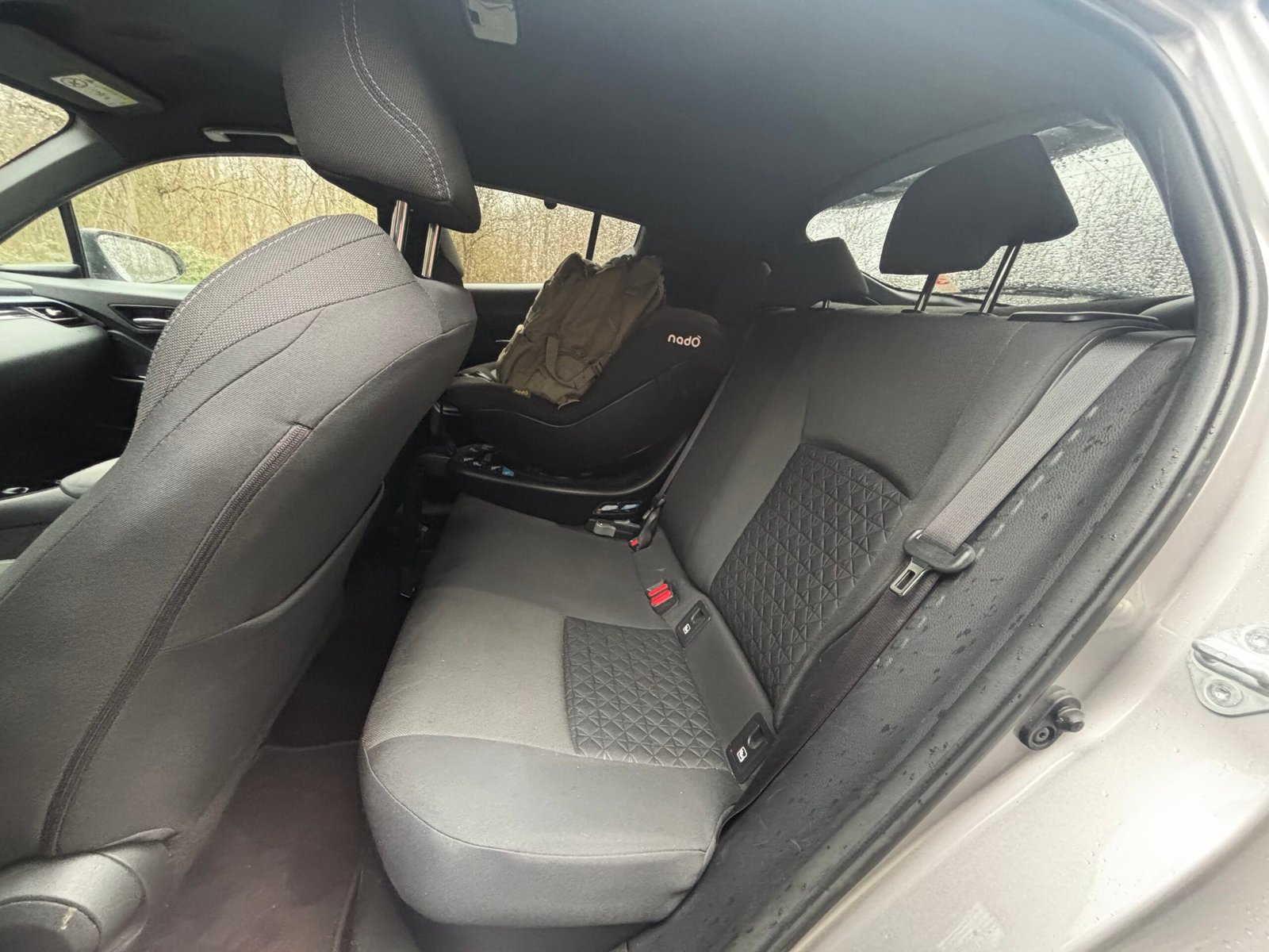 TOYOTA C-HR I Phase 2 1.8 VVT-i 122 Hybrid CVT EDITION