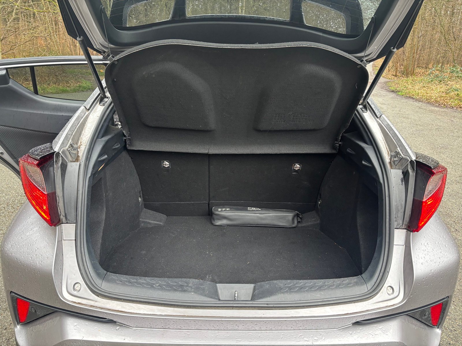 TOYOTA C-HR I Phase 2 1.8 VVT-i 122 Hybrid CVT EDITION