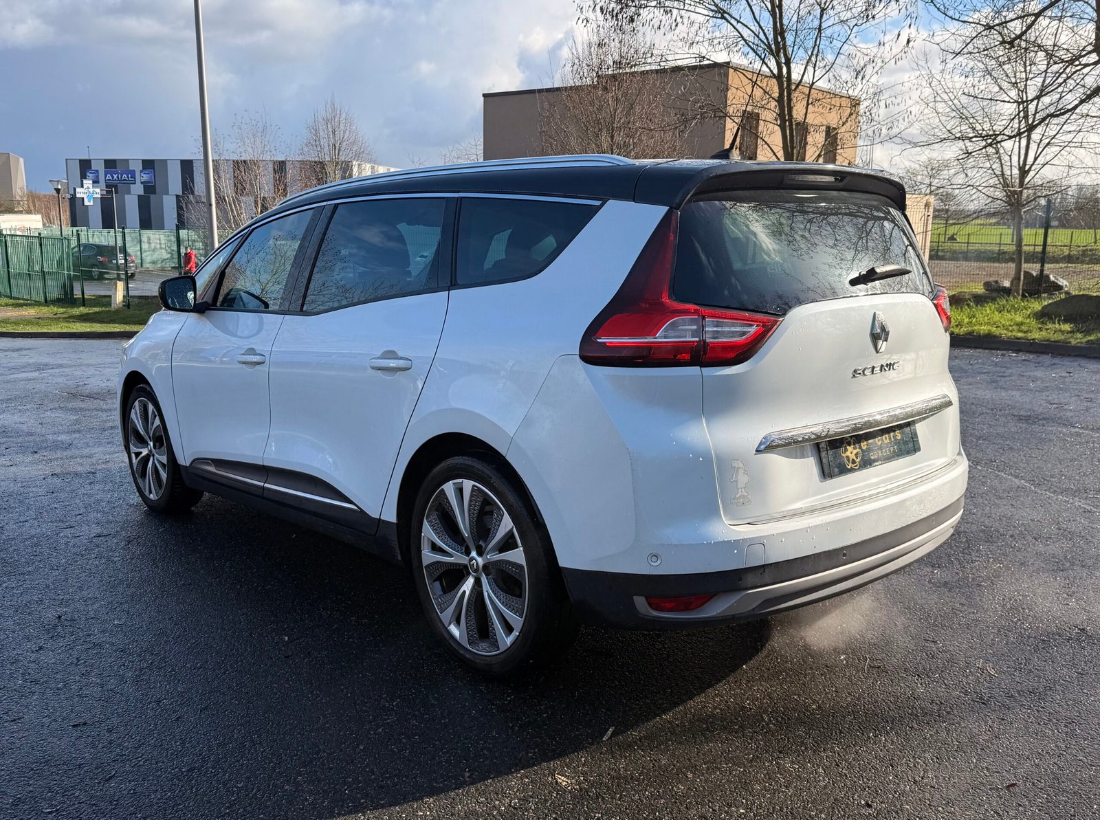 RENAULT Grand Scénic IV 1.2 Tce 131 cv finition « intens »