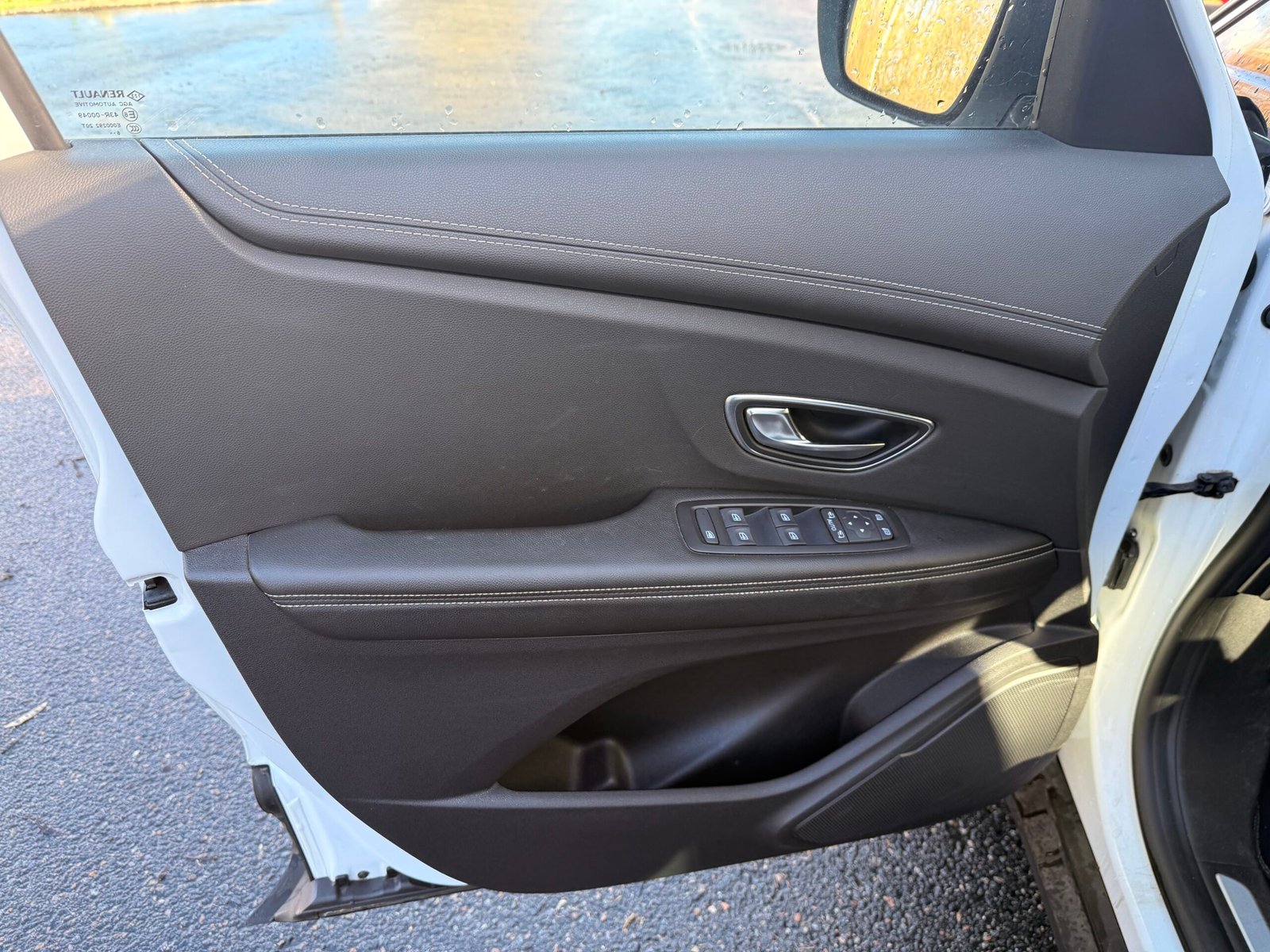 RENAULT Grand Scénic IV 1.2 Tce 131 cv finition « intens »