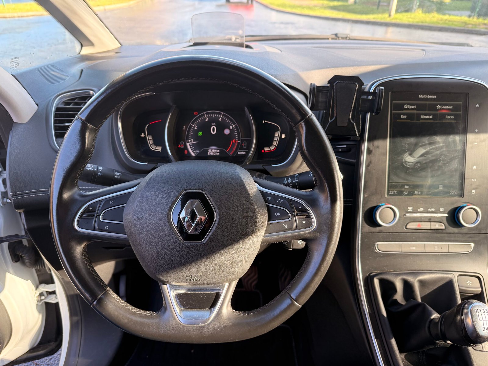 RENAULT Grand Scénic IV 1.2 Tce 131 cv finition « intens »