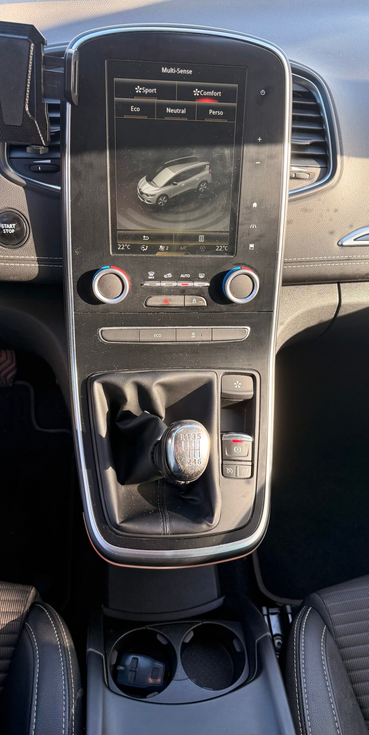 RENAULT Grand Scénic IV 1.2 Tce 131 cv finition « intens »