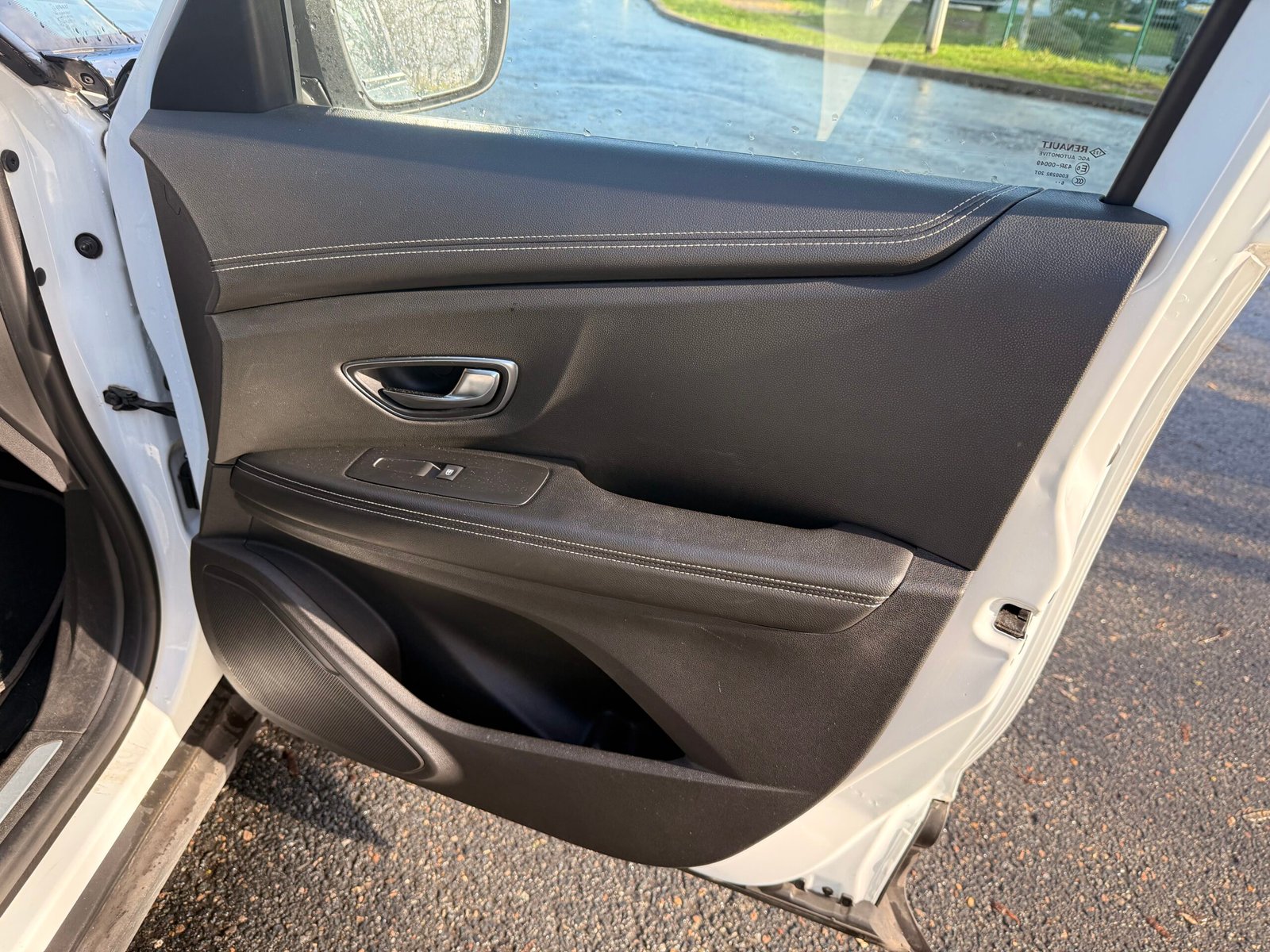 RENAULT Grand Scénic IV 1.2 Tce 131 cv finition « intens »