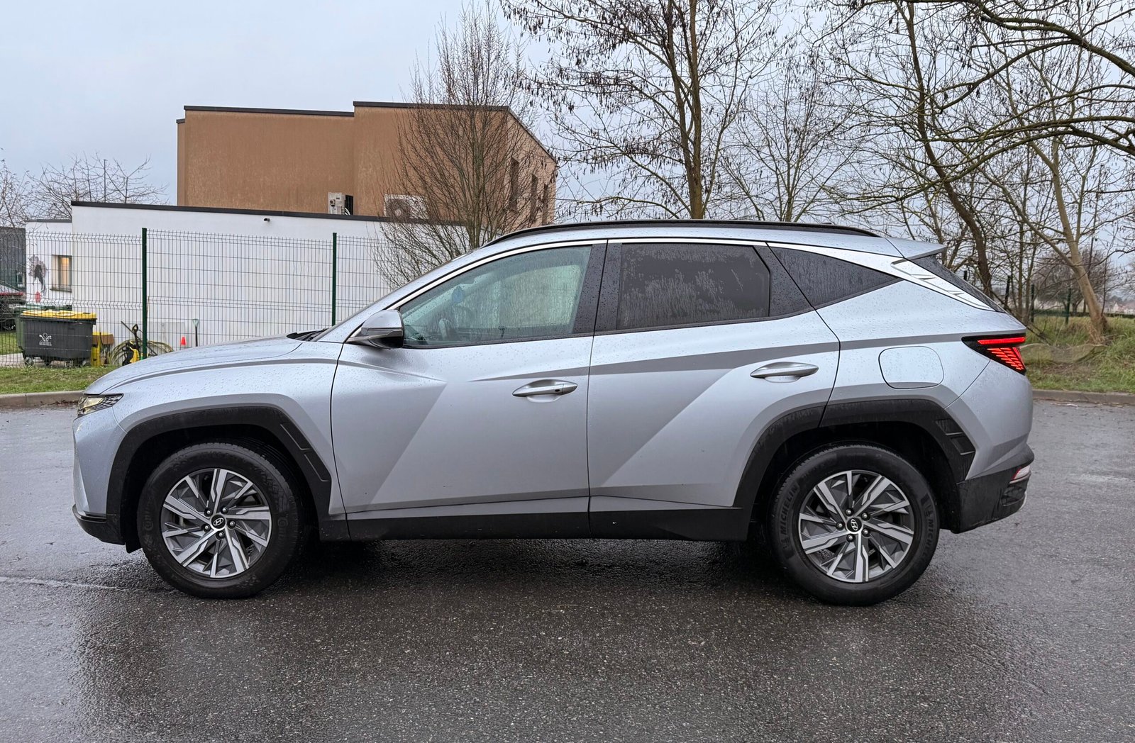 HYUNDAI Tucson IV 1.6 TGDi 230 Hybrid 179 cv Boîte auto en finition créative