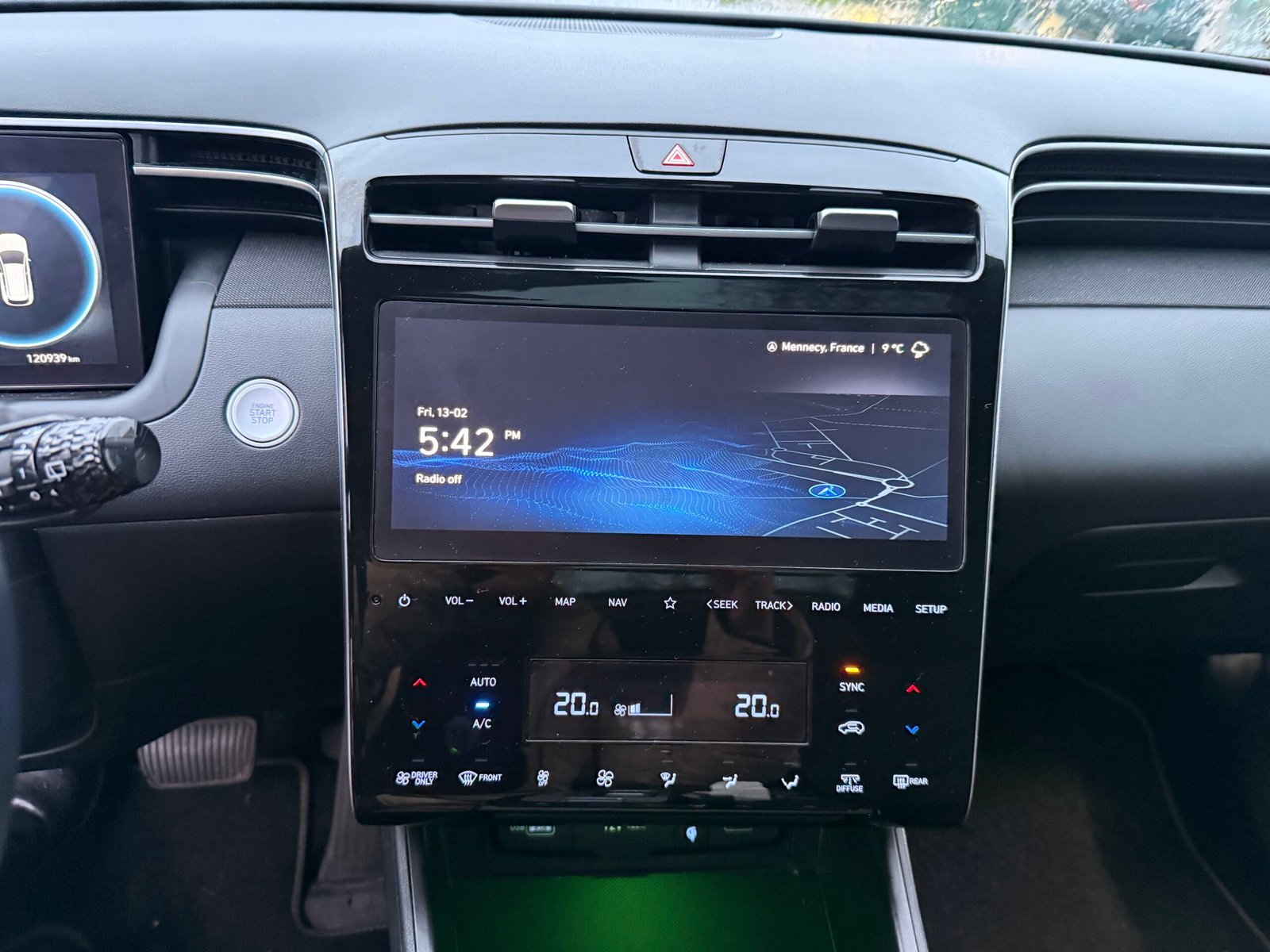 HYUNDAI Tucson IV 1.6 TGDi 230 Hybrid 179 cv Boîte auto en finition créative