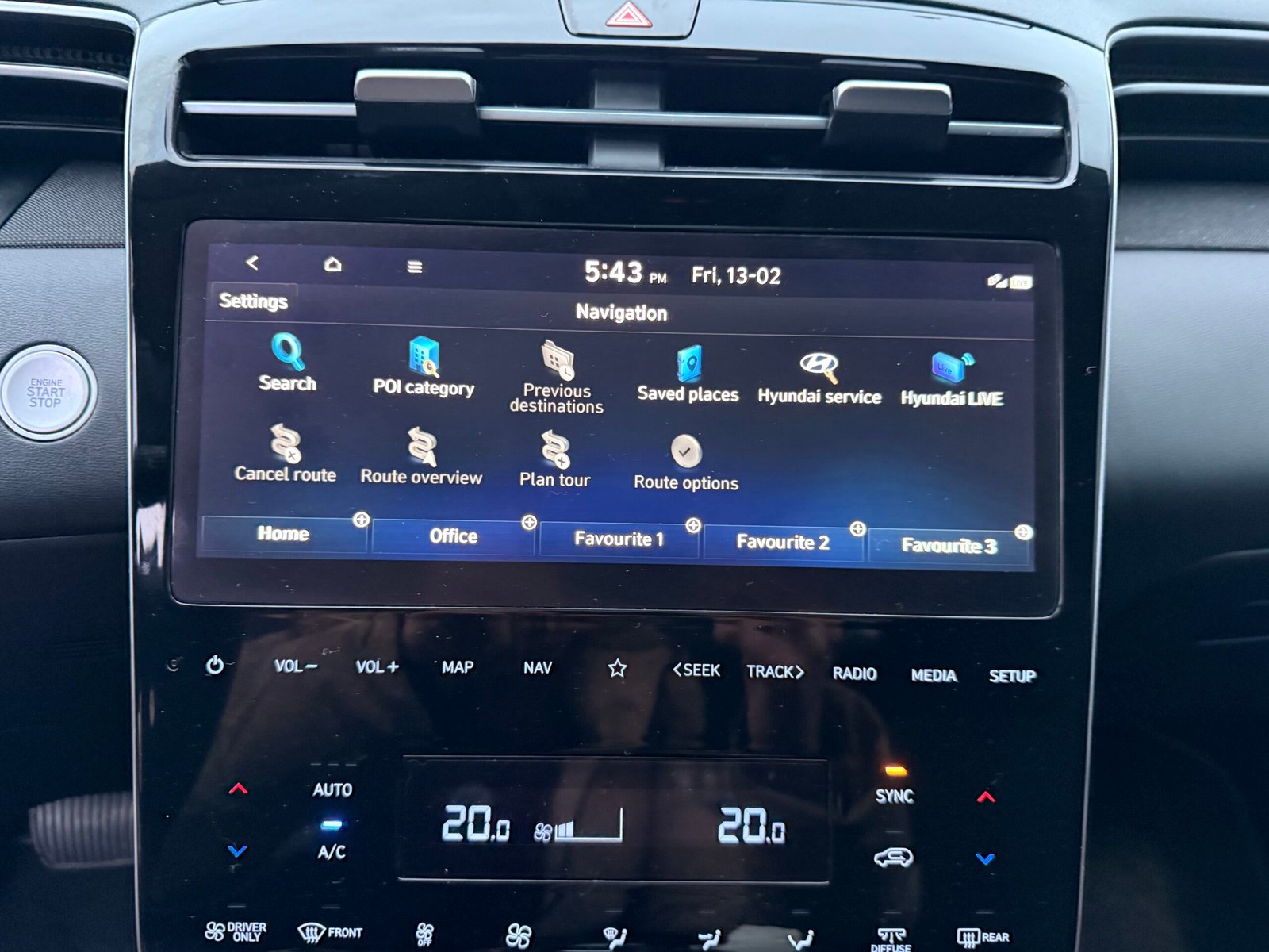 HYUNDAI Tucson IV 1.6 TGDi 230 Hybrid 179 cv Boîte auto en finition créative