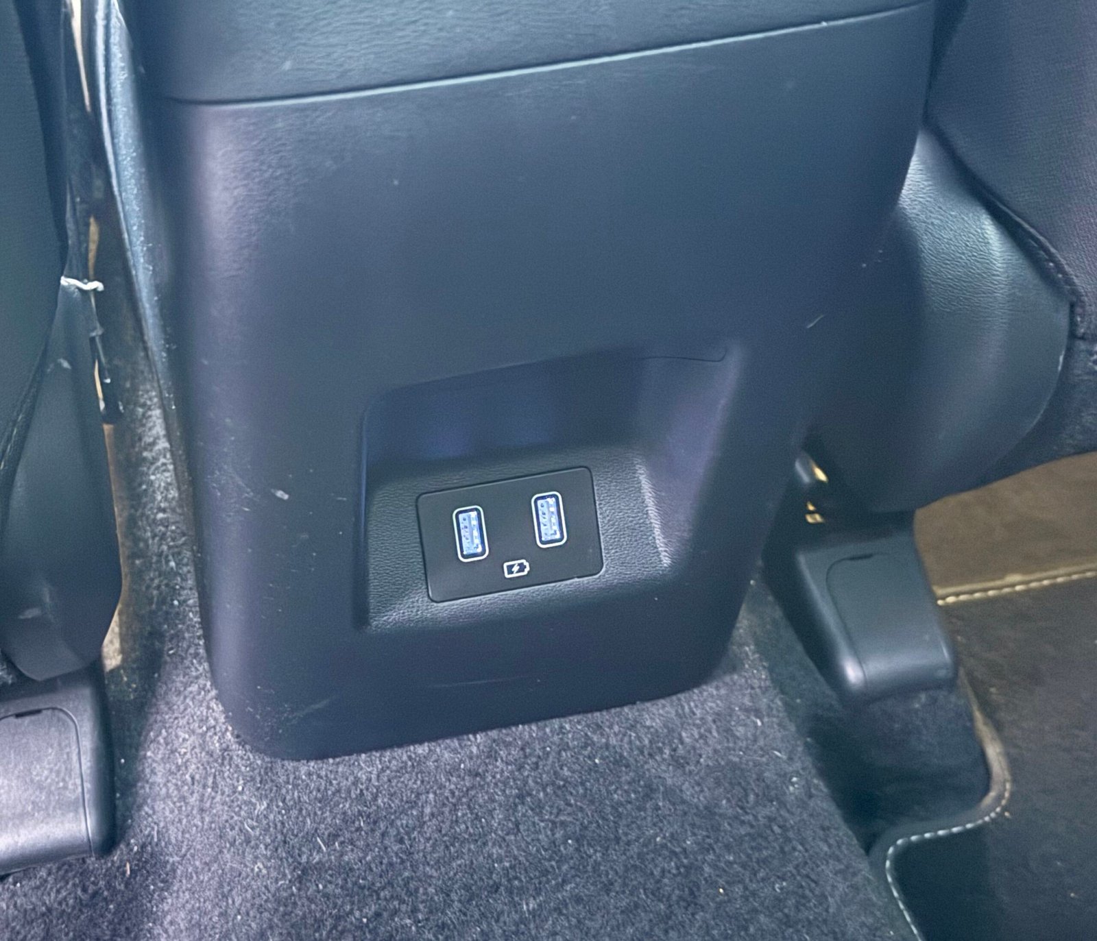 HYUNDAI Tucson IV 1.6 TGDi 230 Hybrid 179 cv Boîte auto en finition créative