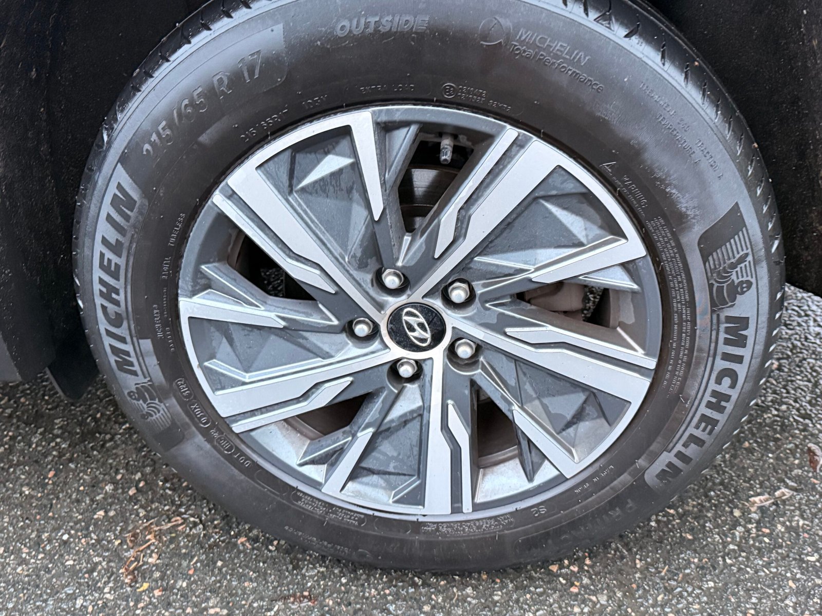 HYUNDAI Tucson IV 1.6 TGDi 230 Hybrid 179 cv Boîte auto en finition créative