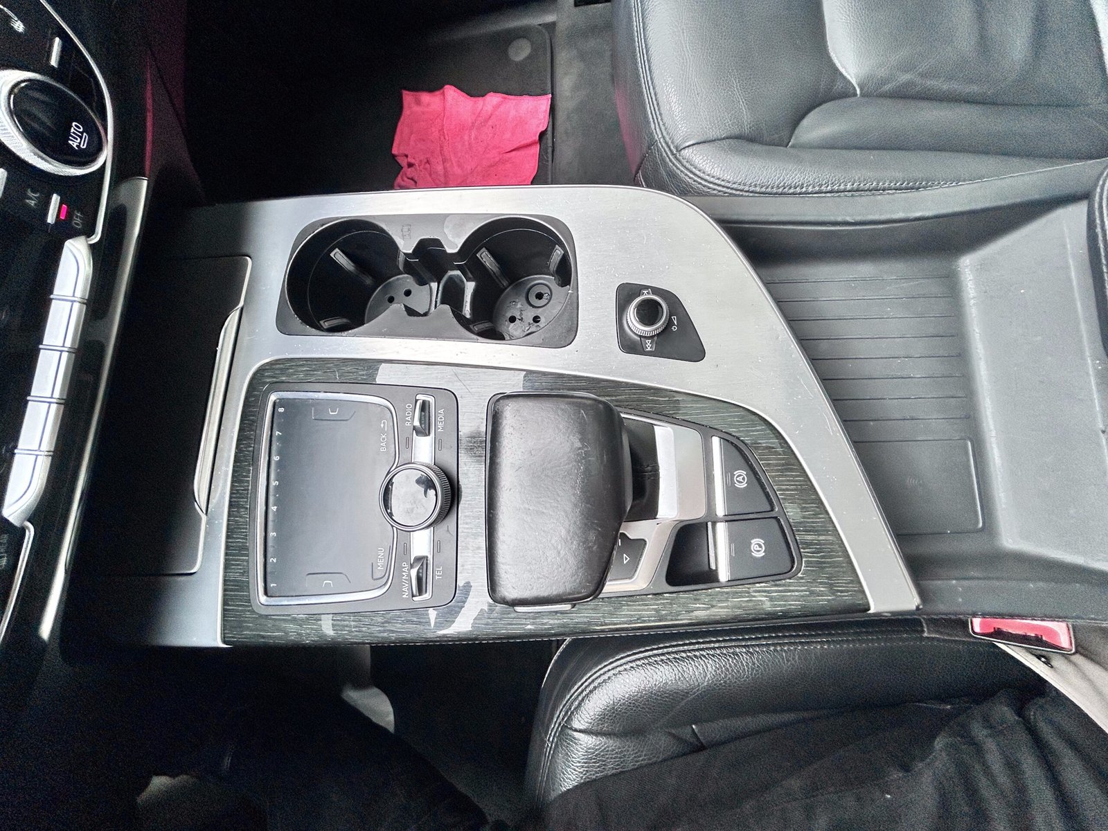 AUDI Q7 3.0 litres TDI V6 Turbo QUATTRO 272CH