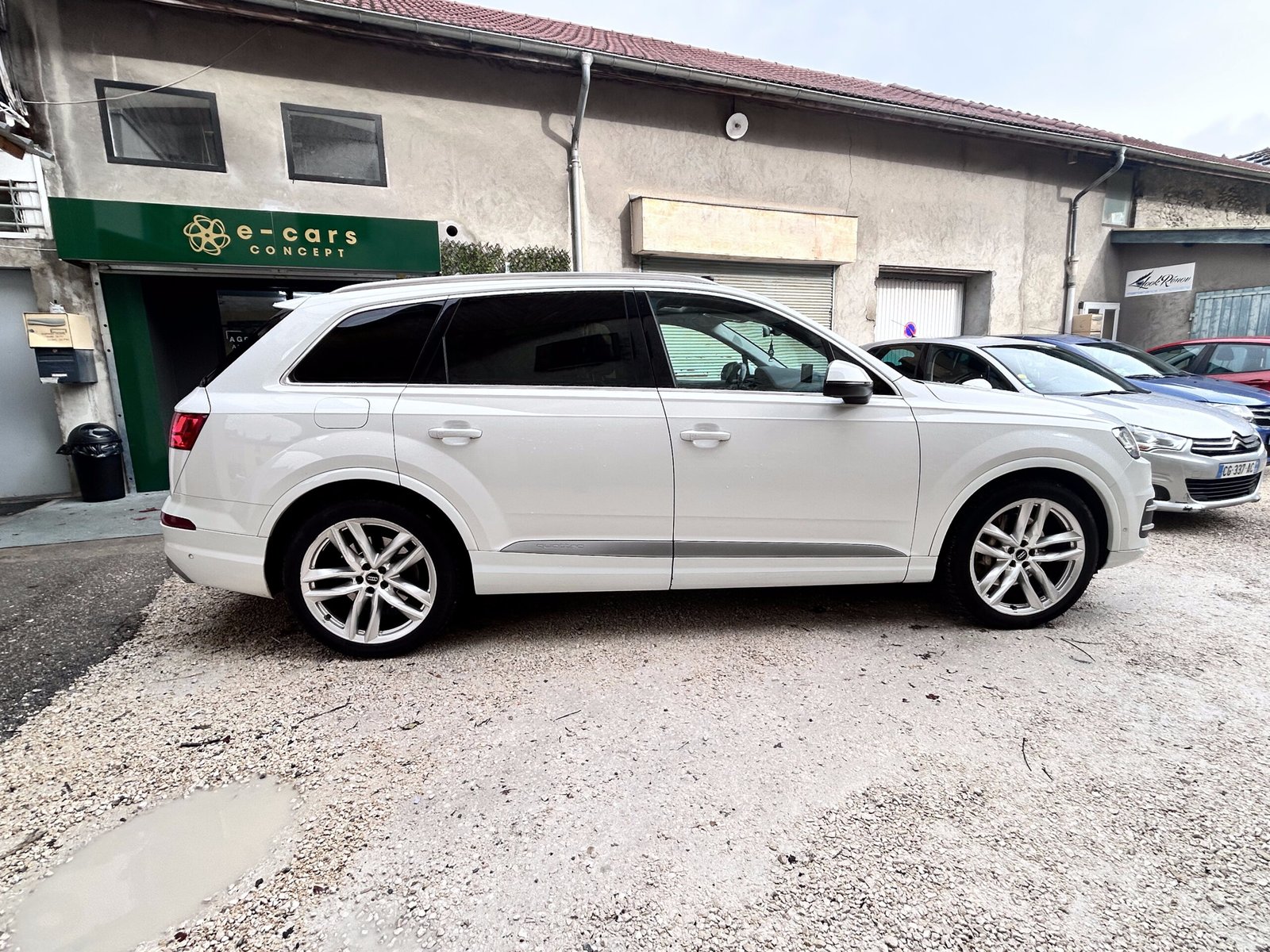 AUDI Q7 3.0 litres TDI V6 Turbo QUATTRO 272CH