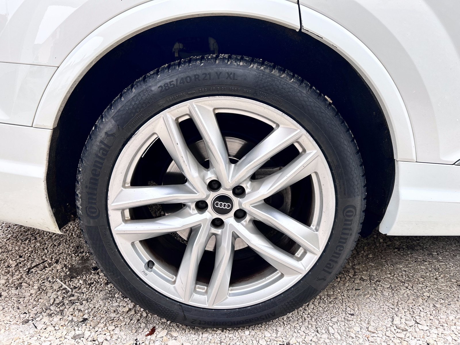 AUDI Q7 3.0 litres TDI V6 Turbo QUATTRO 272CH