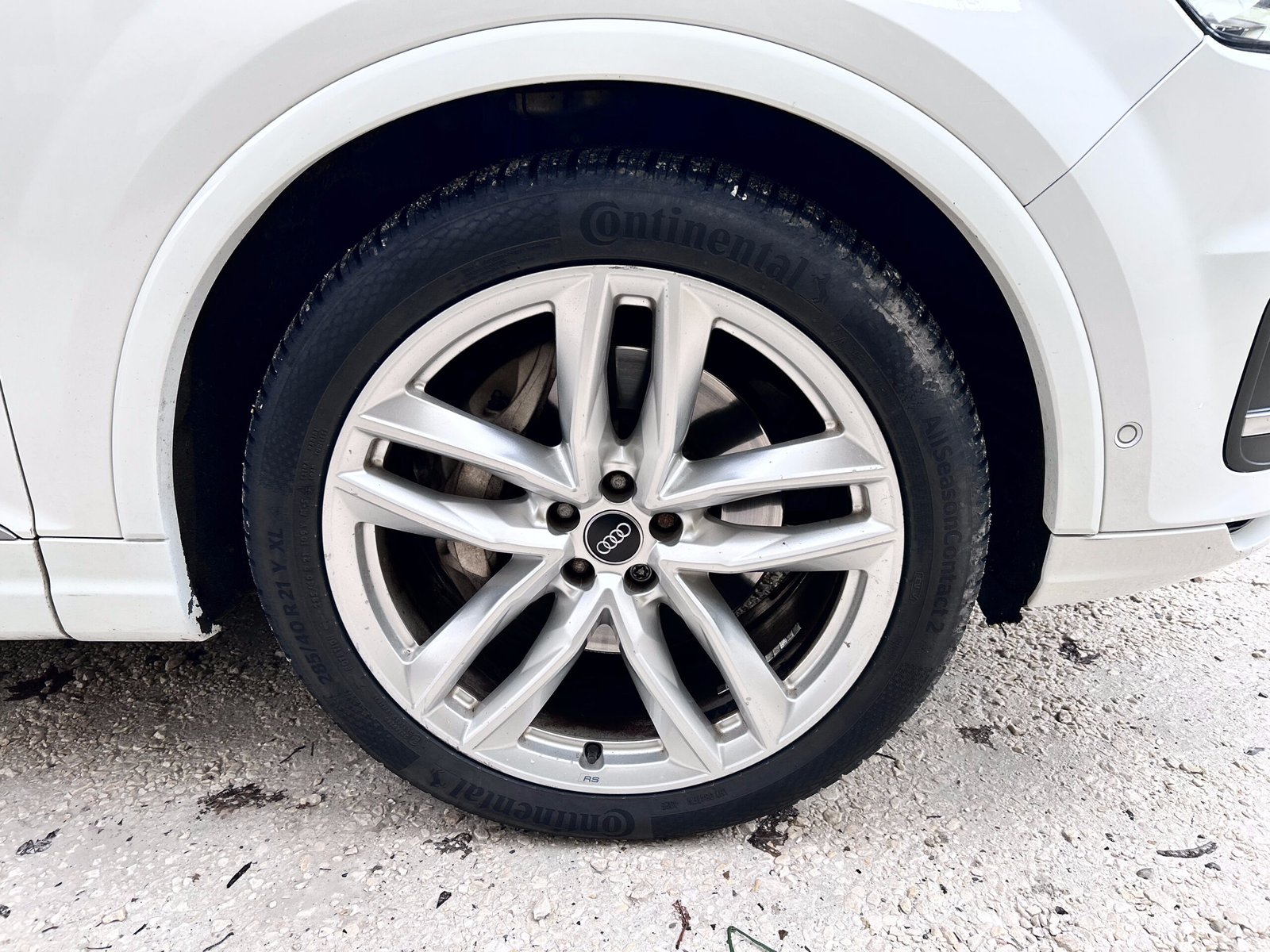 AUDI Q7 3.0 litres TDI V6 Turbo QUATTRO 272CH