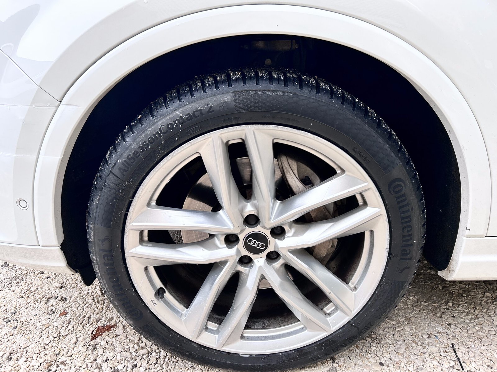 AUDI Q7 3.0 litres TDI V6 Turbo QUATTRO 272CH