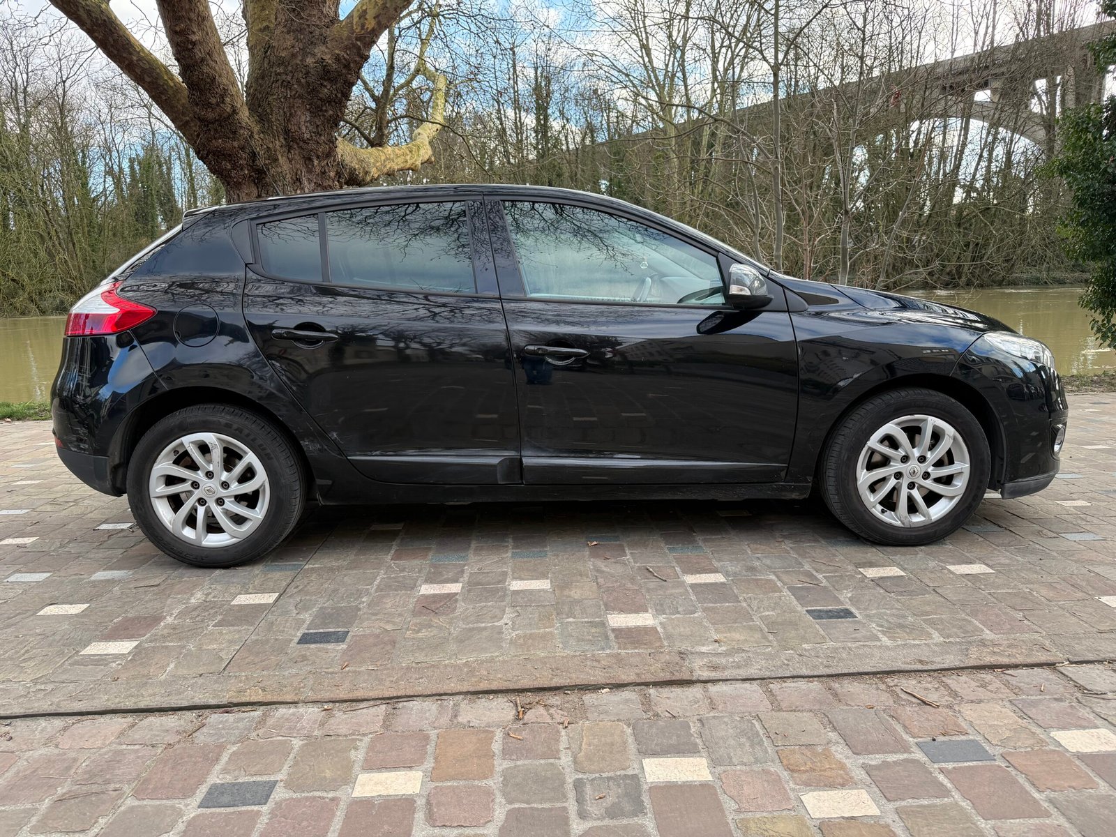 RENAULT Mégane III TCe 115Cv
