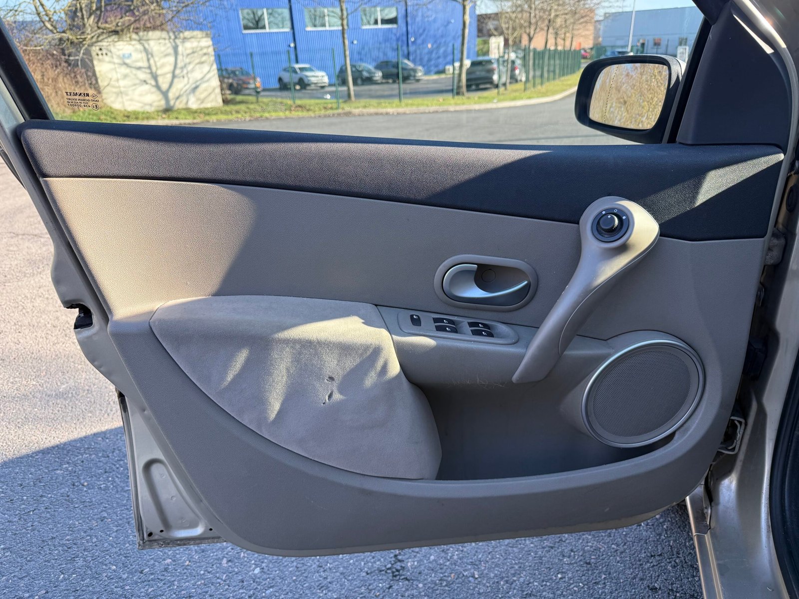 RENAULT Clio III 1.4 i 98cv finition « Privilège »