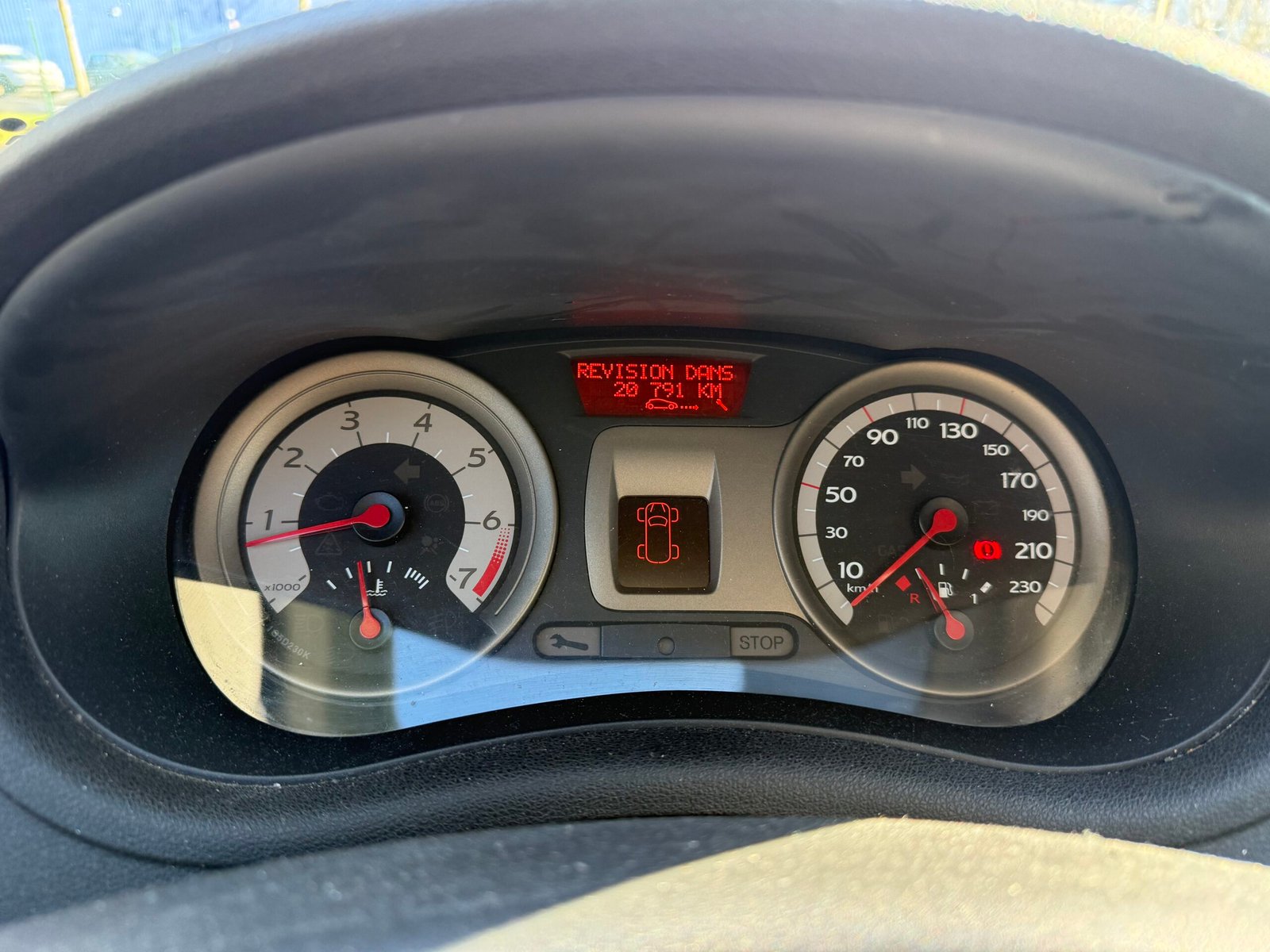 RENAULT Clio III 1.4 i 98cv finition « Privilège »