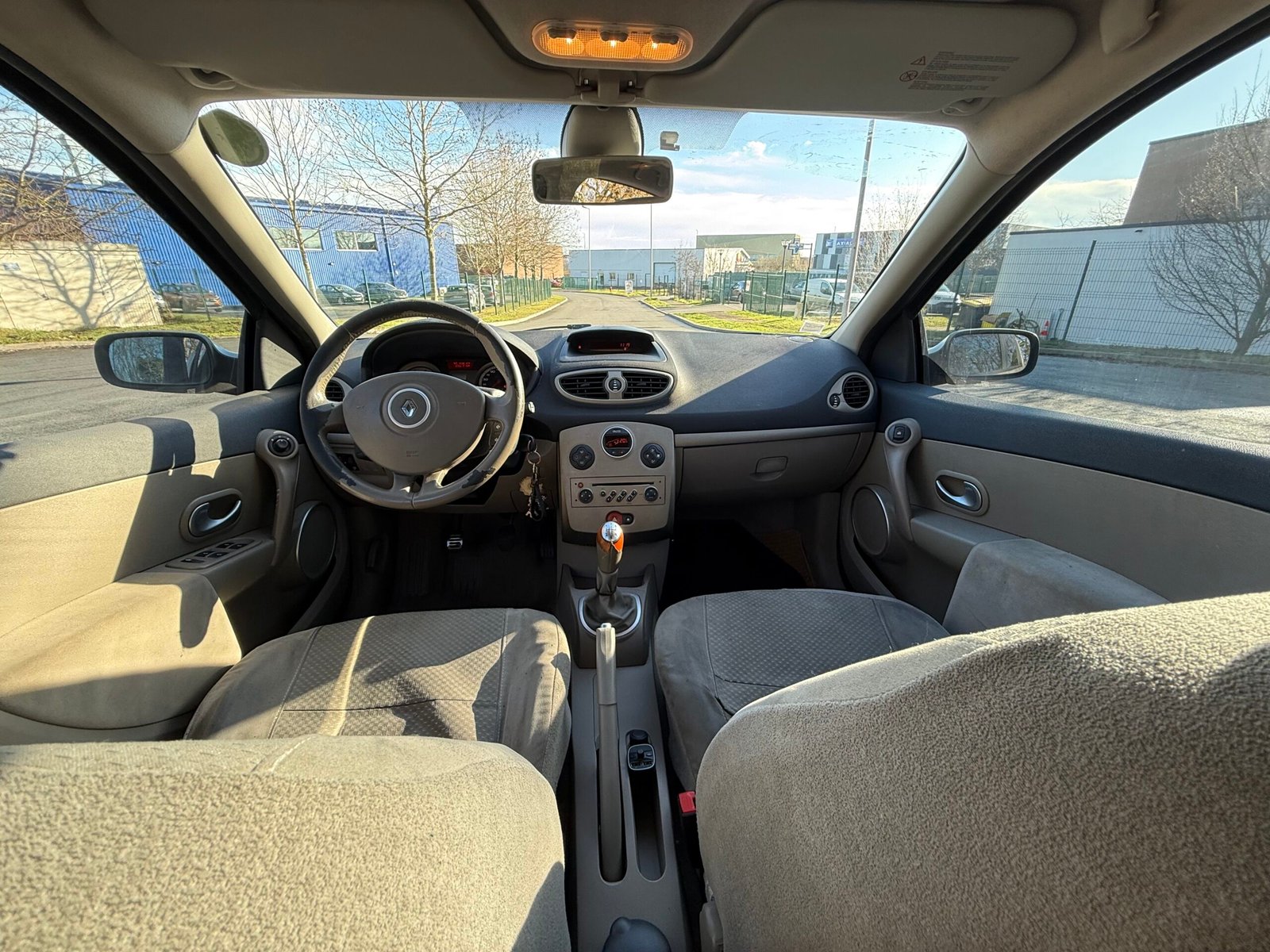 RENAULT Clio III 1.4 i 98cv finition « Privilège »