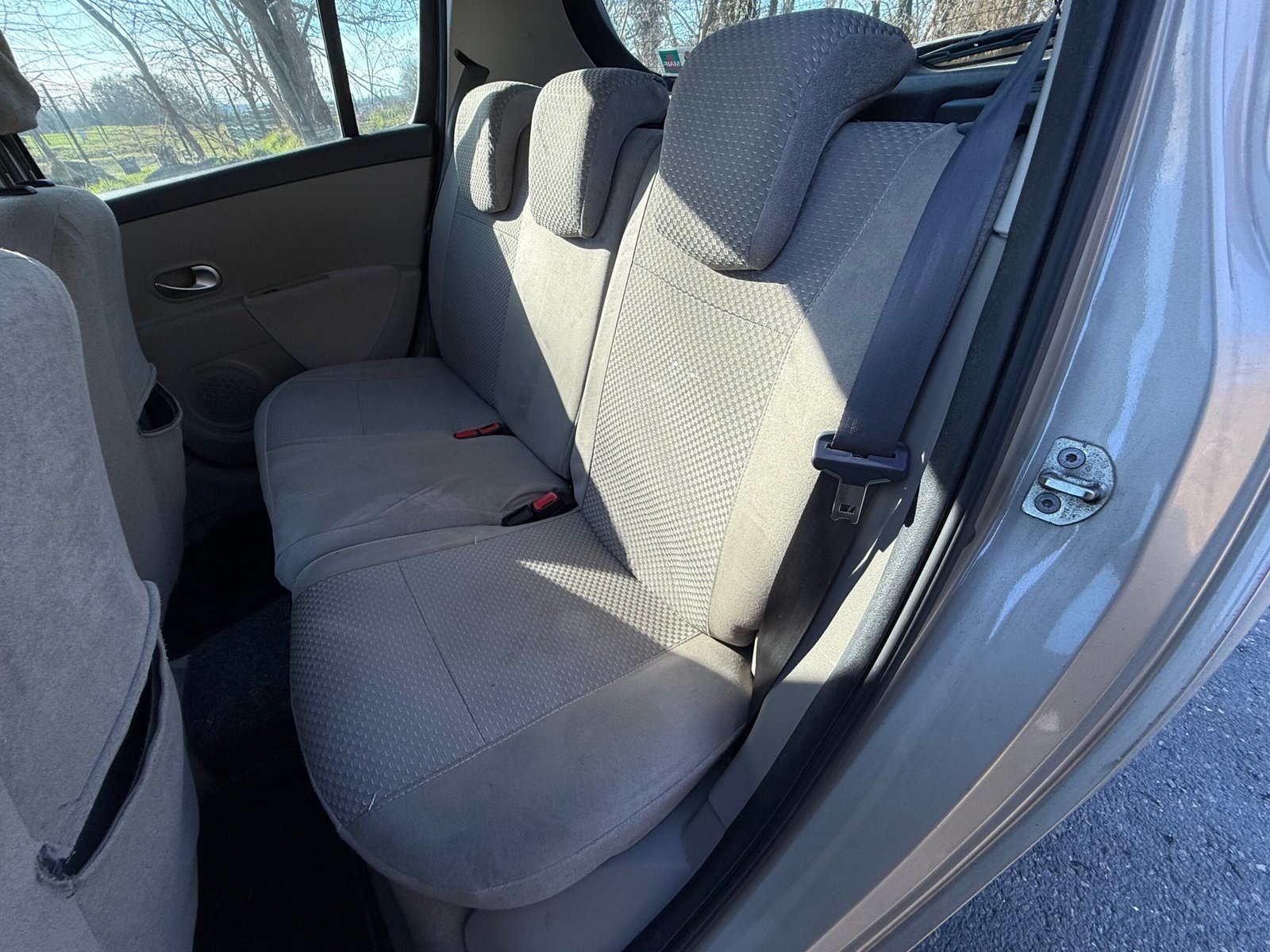 RENAULT Clio III 1.4 i 98cv finition « Privilège »