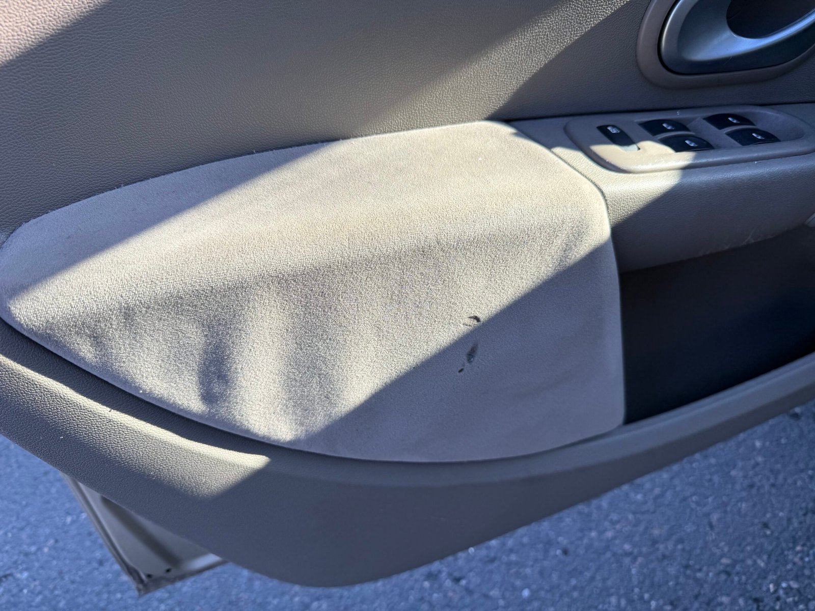 RENAULT Clio III 1.4 i 98cv finition « Privilège »