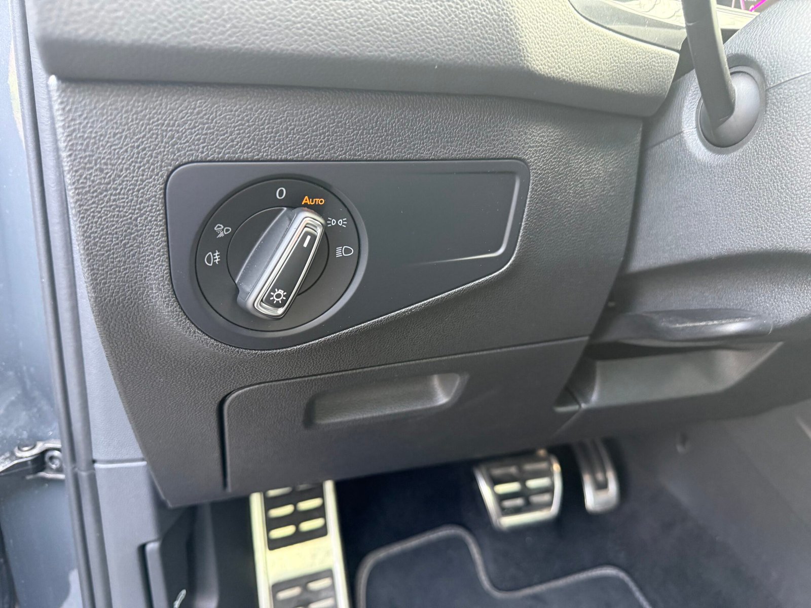 Volkswagen Tiguan II Phase(2) 2.0 TDi BMT DSG7 150Ch « Exclusive R-Line »