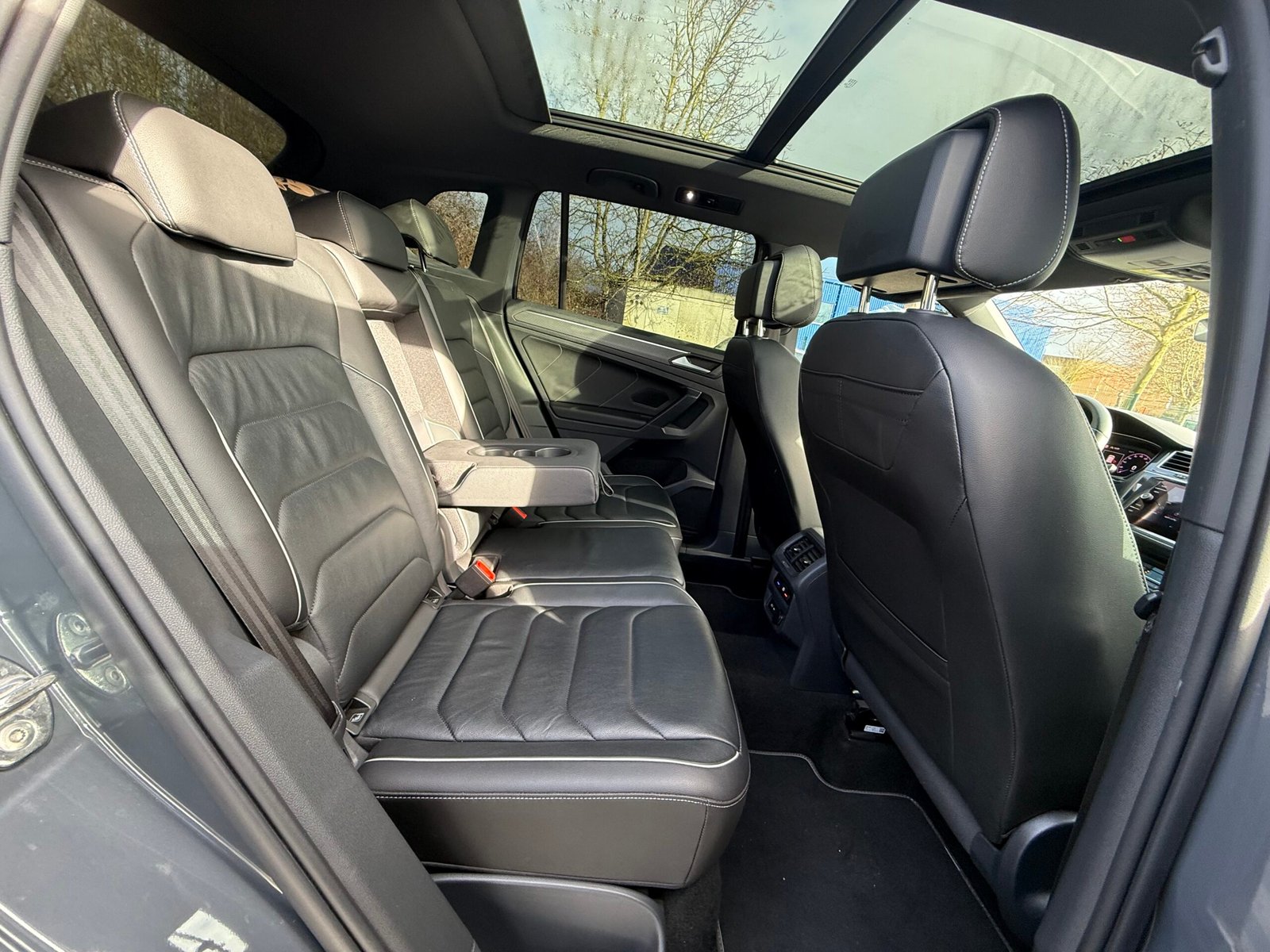 Volkswagen Tiguan II Phase(2) 2.0 TDi BMT DSG7 150Ch « Exclusive R-Line »