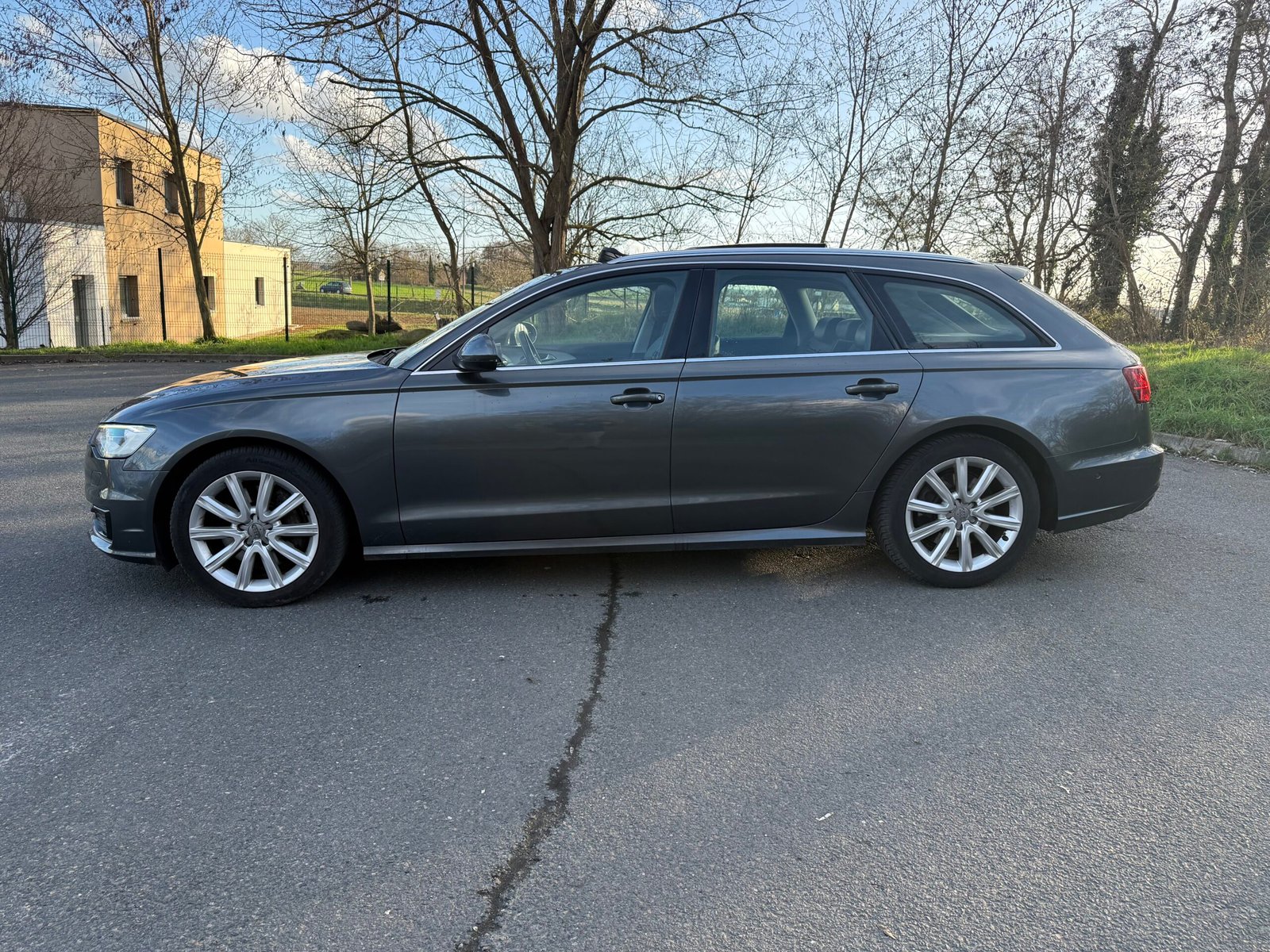 AUDI A6 Série 4 Phase 2 Avant Quattro 3.0 TDI S-Tronic7 272 ch finition « ambition luxe »