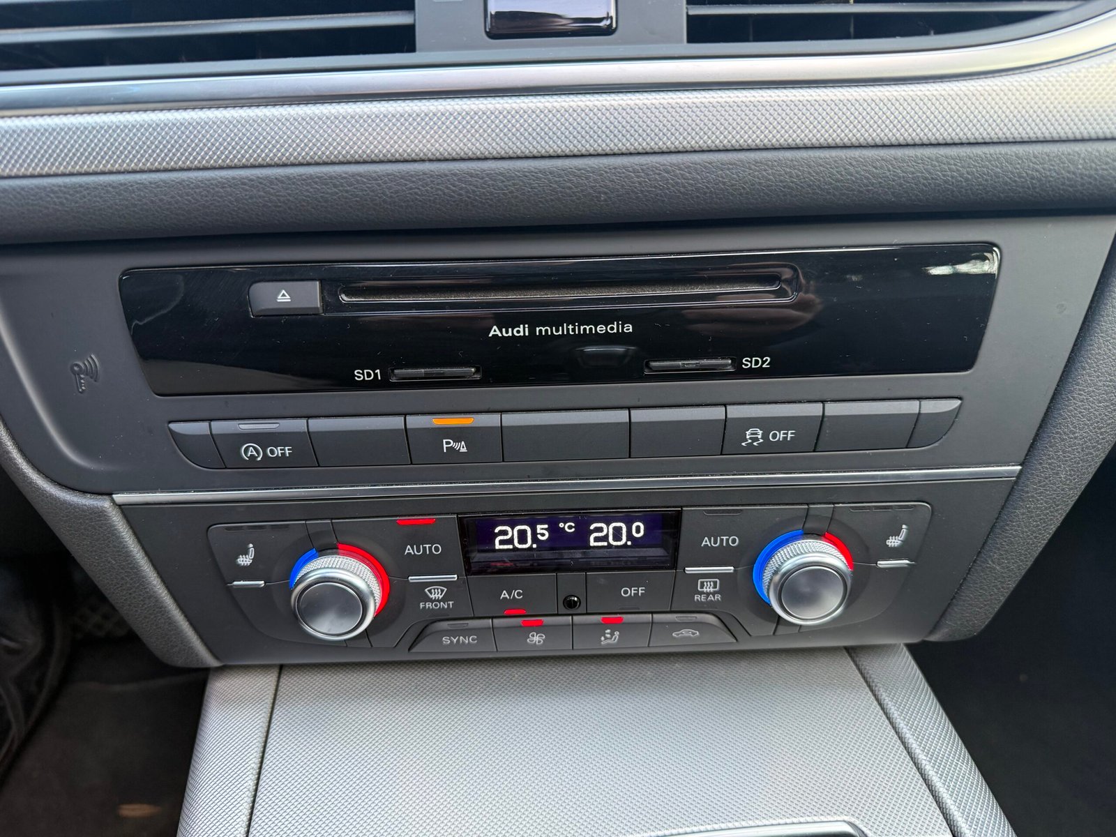 AUDI A6 Série 4 Phase 2 Avant Quattro 3.0 TDI S-Tronic7 272 ch finition « ambition luxe »