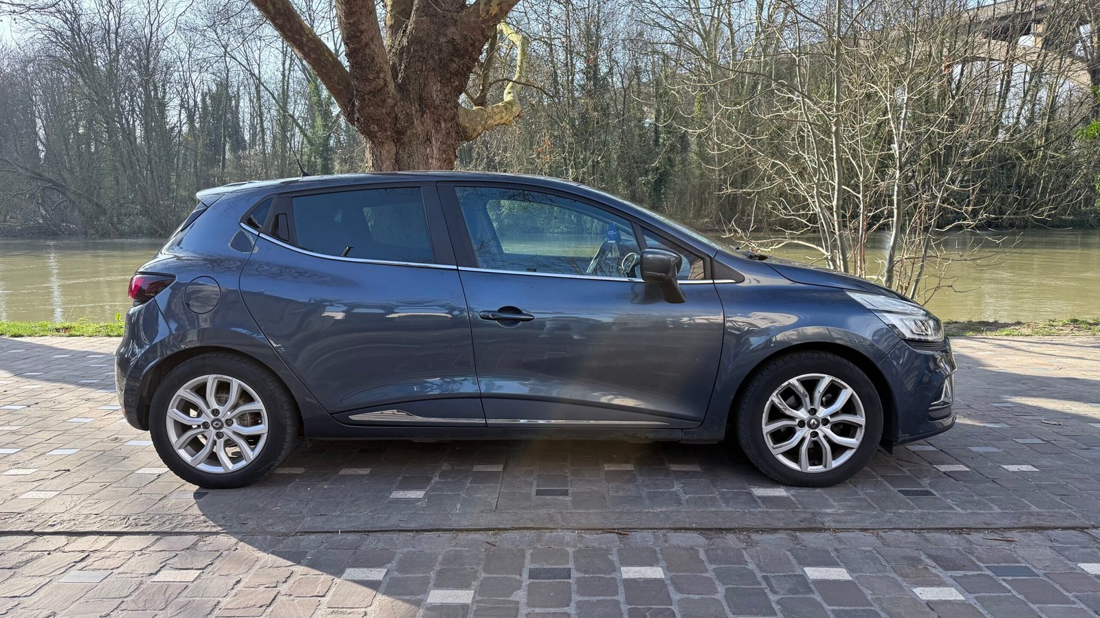 Renault Clio IV 1.2 TCE 120 boîte auto Intens