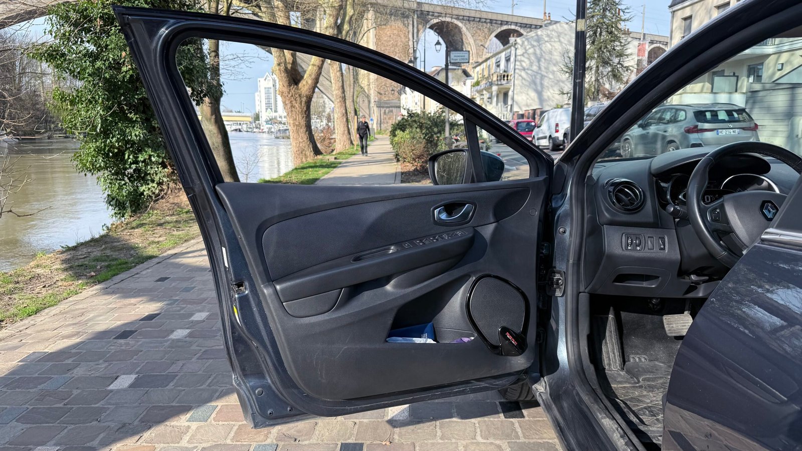 Renault Clio IV 1.2 TCE 120 boîte auto Intens