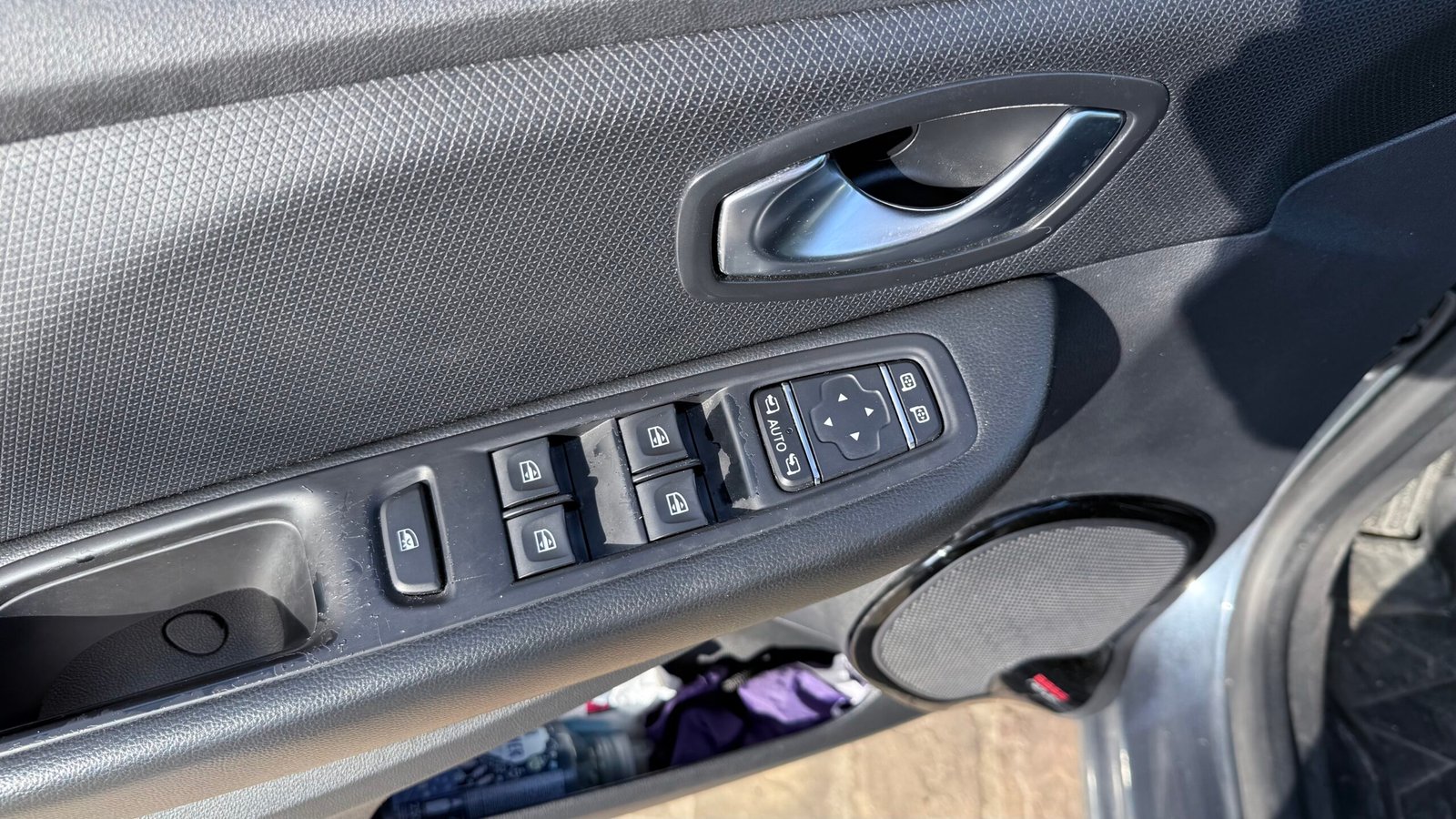 Renault Clio IV 1.2 TCE 120 boîte auto Intens