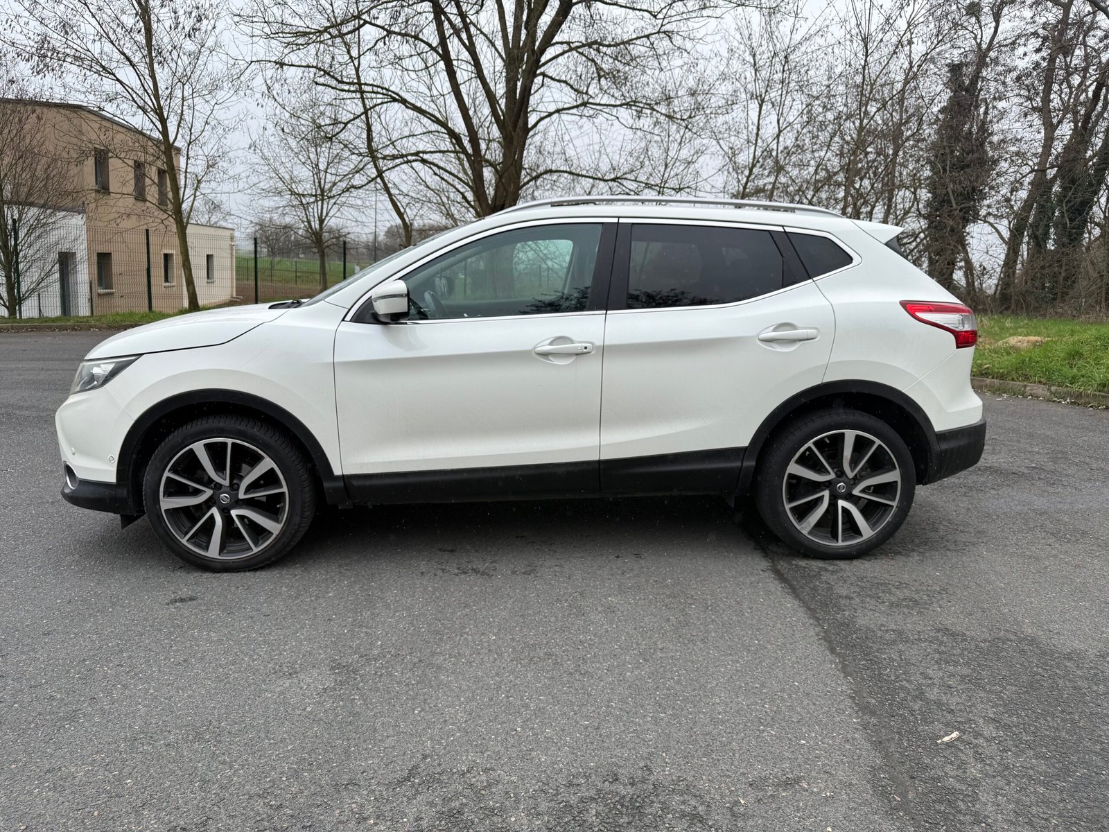 Nissan Qashqai II (j11E) 1.6 DIG-T 2WD S&S 163Ch finition « Tekna »