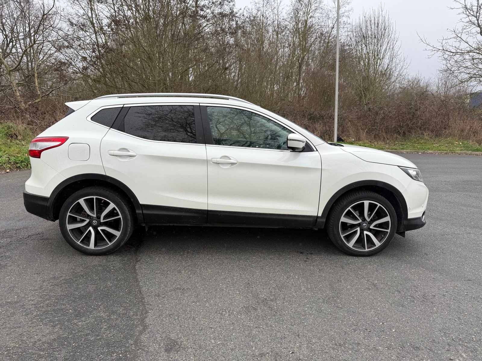 Nissan Qashqai II (j11E) 1.6 DIG-T 2WD S&S 163Ch finition « Tekna »