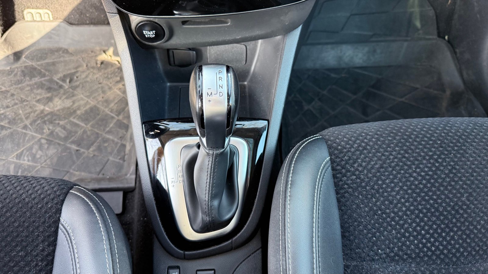 Renault Clio IV 1.2 TCE 120 boîte auto Intens