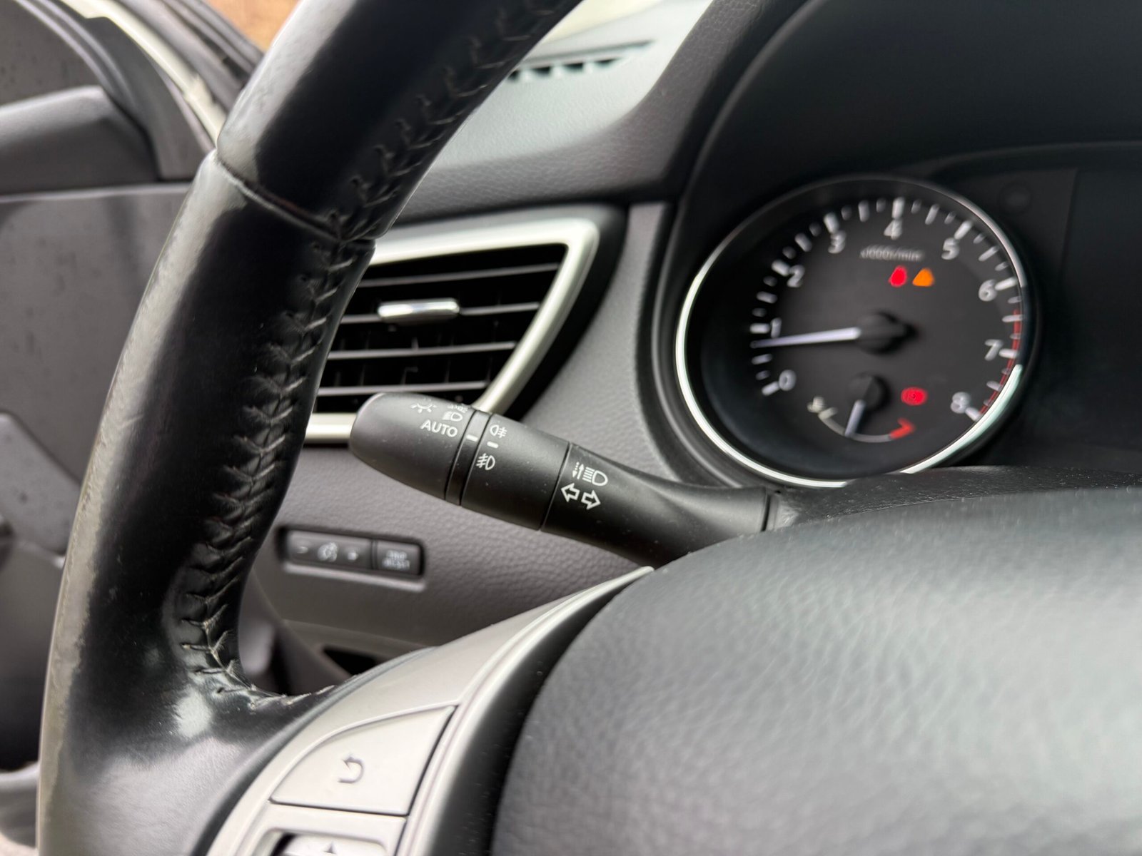 Nissan Qashqai II (j11E) 1.6 DIG-T 2WD S&S 163Ch finition « Tekna »