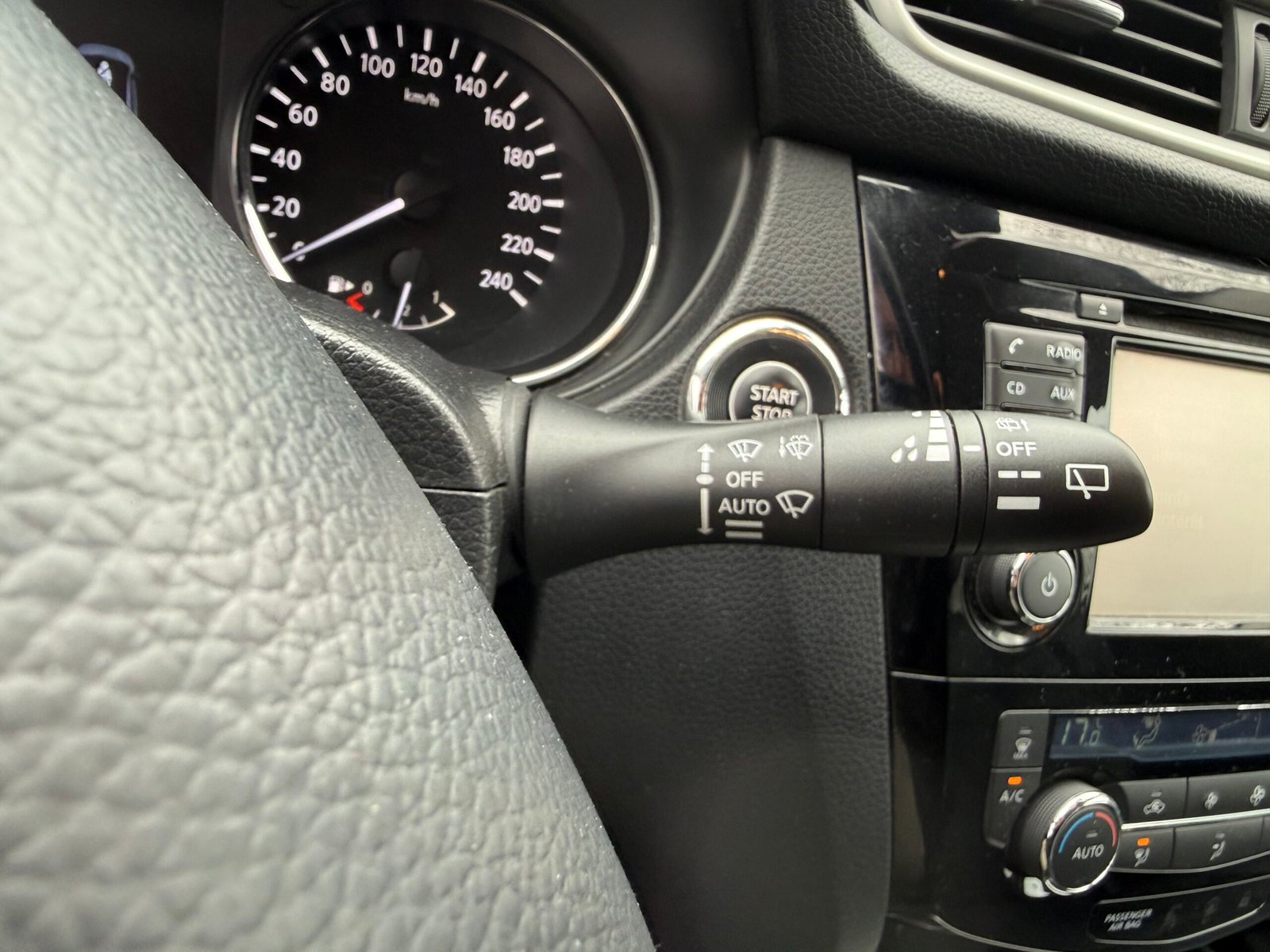 Nissan Qashqai II (j11E) 1.6 DIG-T 2WD S&S 163Ch finition « Tekna »