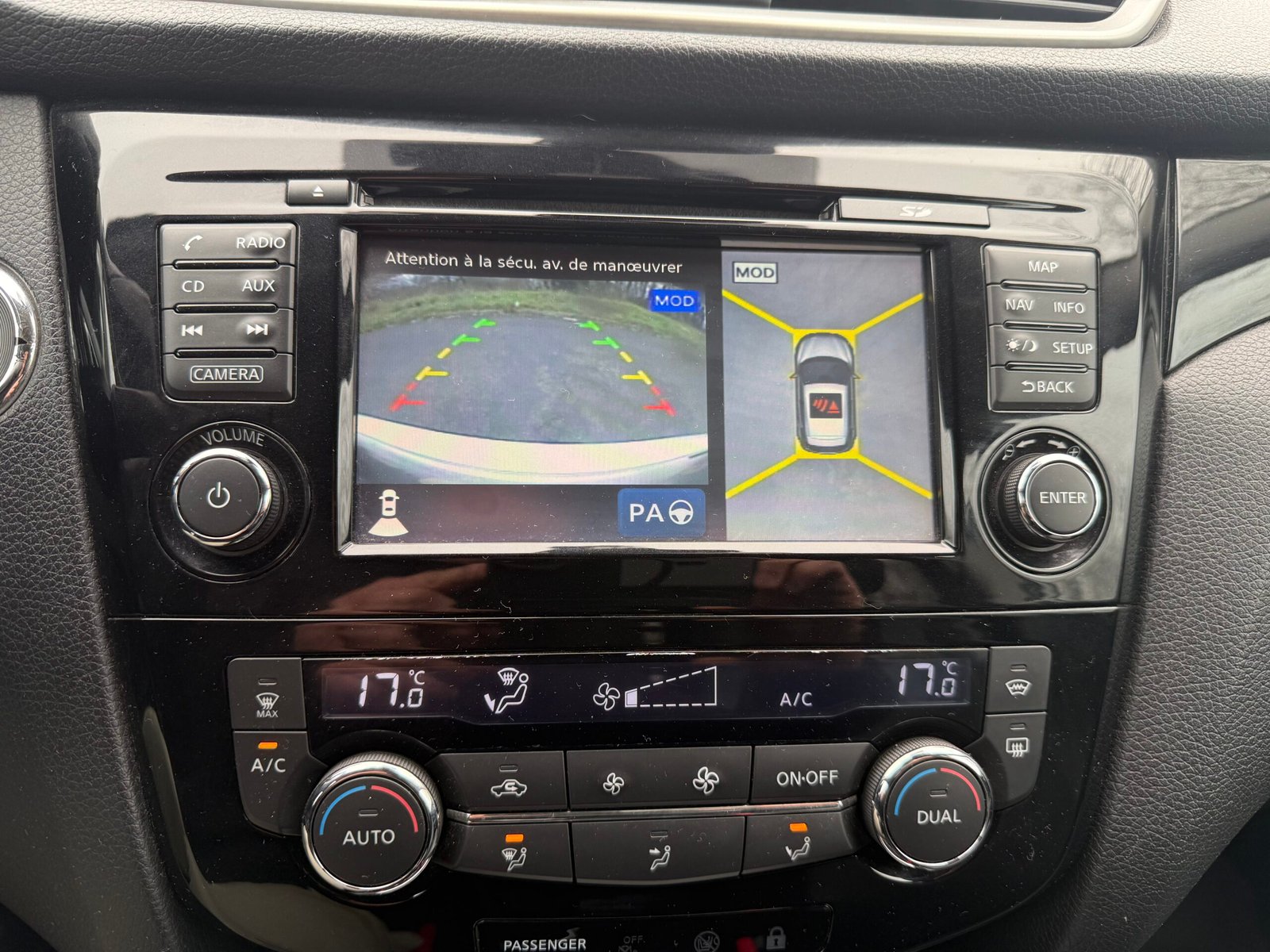 Nissan Qashqai II (j11E) 1.6 DIG-T 2WD S&S 163Ch finition « Tekna »